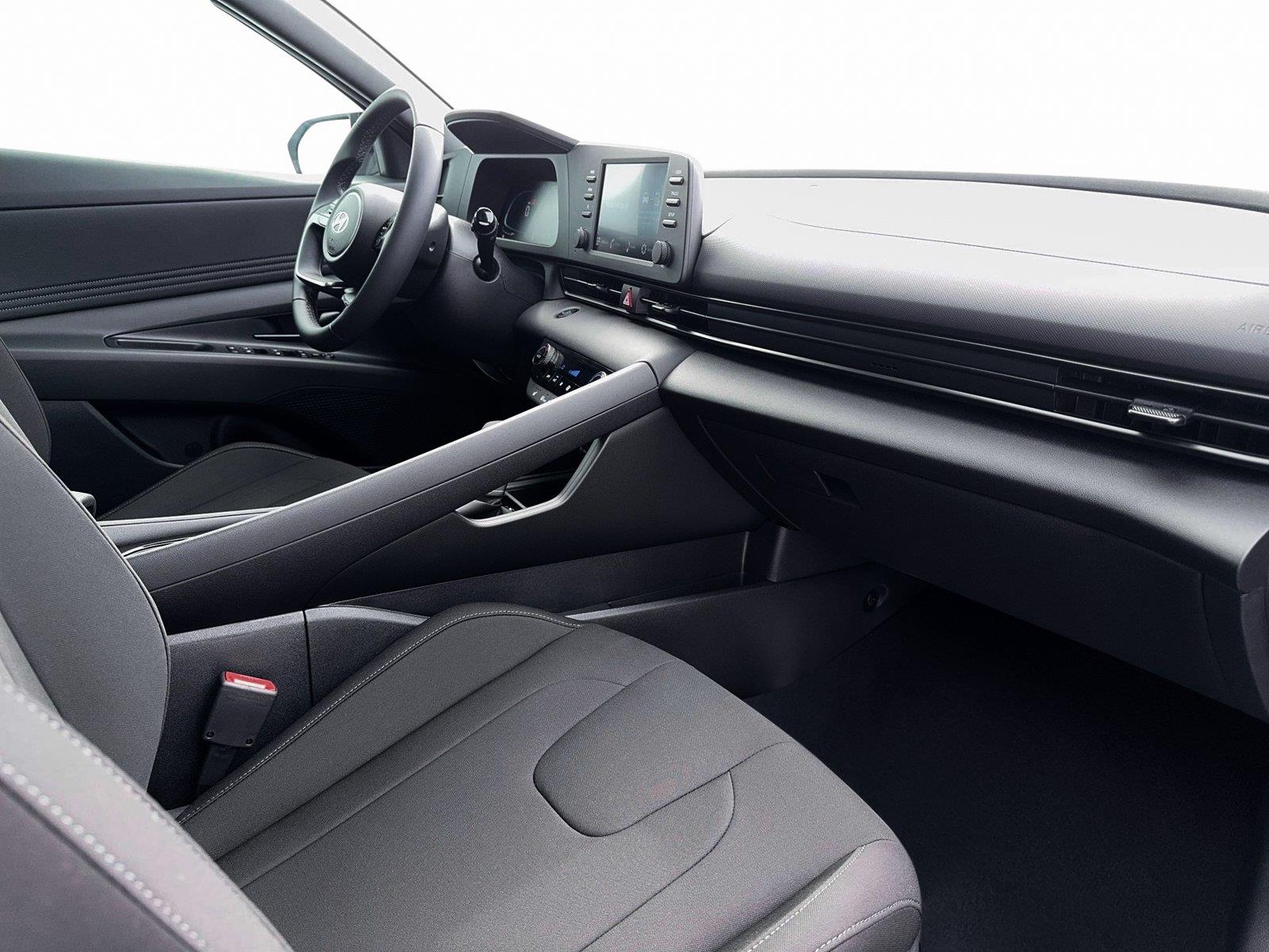 New 2026 Amazon Gray Hyundai SEL Sport Premium image 15