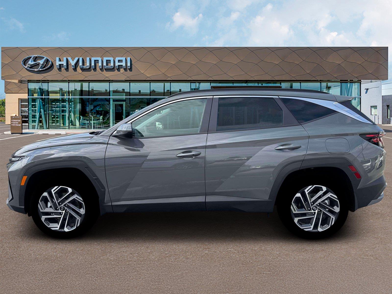 New 2026 Hampton Gray Hyundai SEL Plus image 3