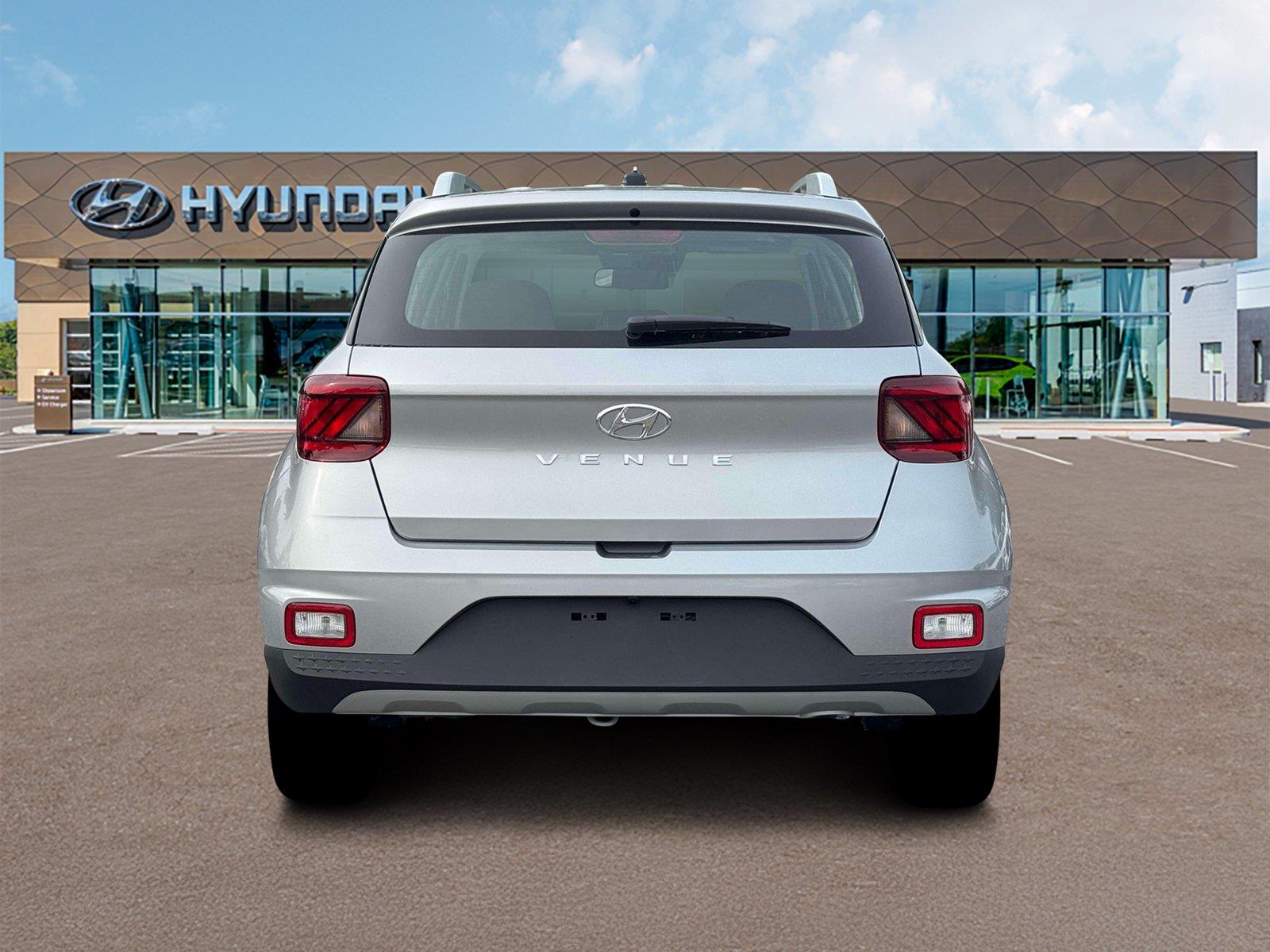 New 2026 Shimmering Silver Hyundai SEL image 6