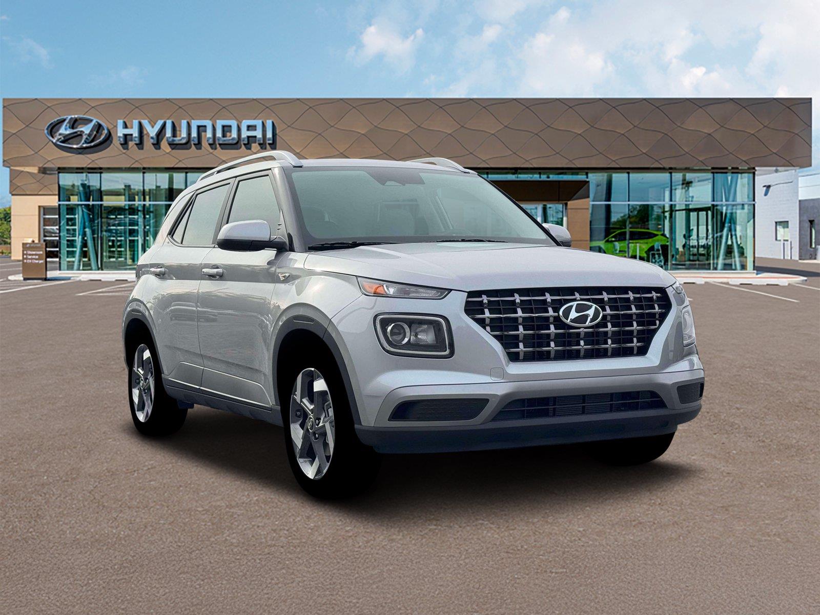 New 2026 Shimmering Silver Hyundai SEL image 11