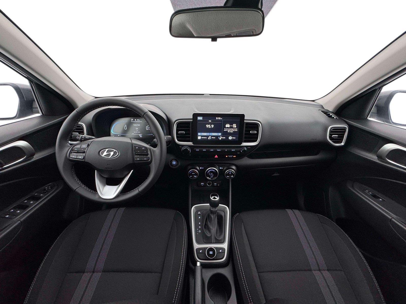 New 2026 Shimmering Silver Hyundai SEL image 13