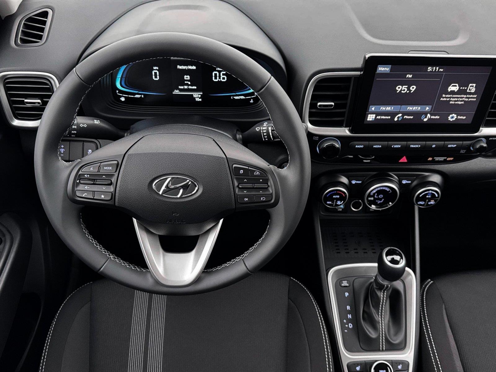 New 2026 Shimmering Silver Hyundai SEL image 17
