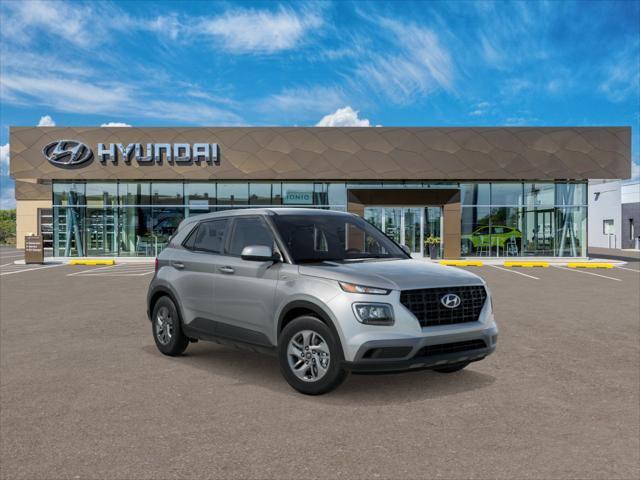 New 2026 Shimmering Silver Hyundai SE image 2