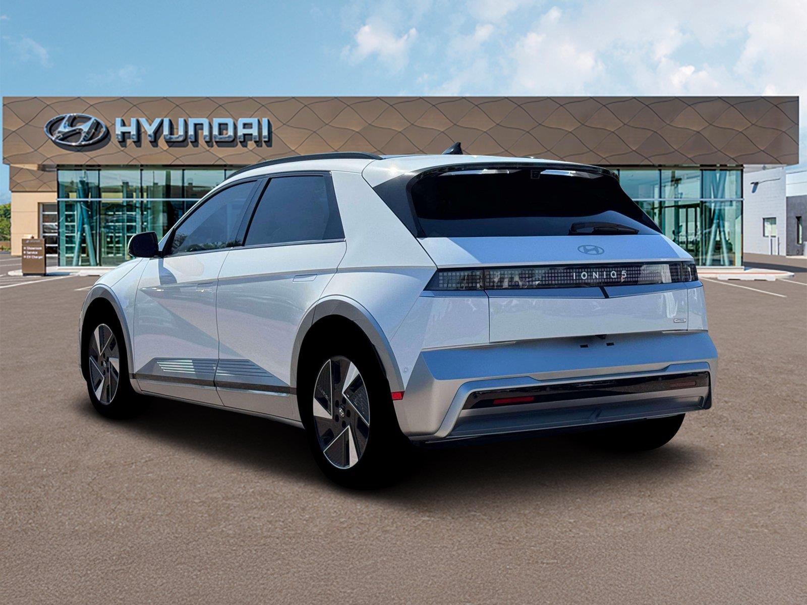 New 2026 Atlas White Hyundai Limited image 5