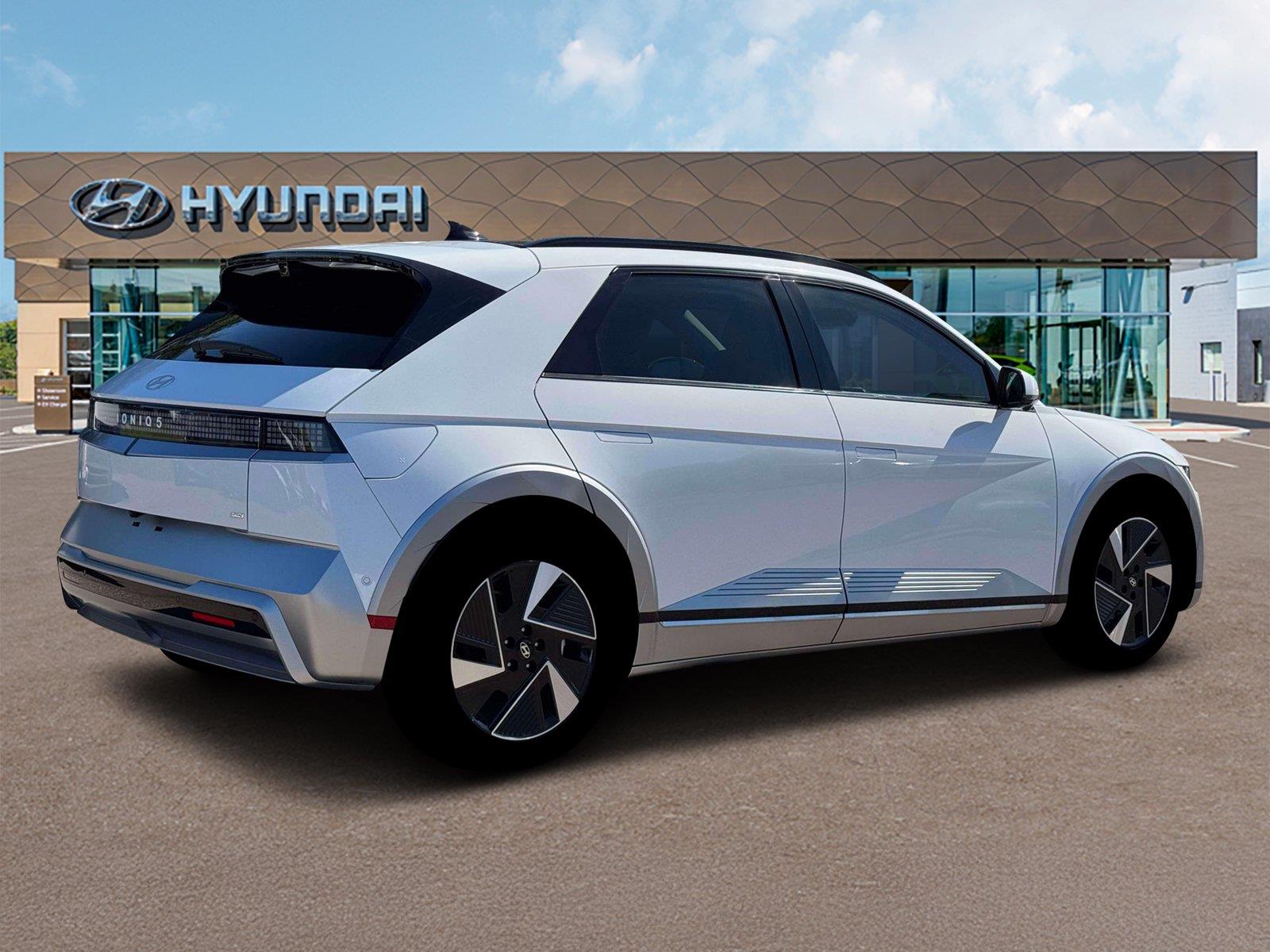 New 2026 Atlas White Hyundai Limited image 8