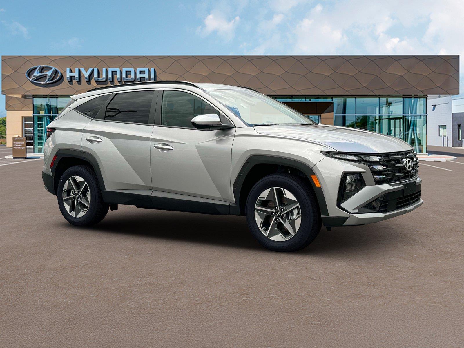 New 2026 Shimmering Silver Hyundai SEL image 10