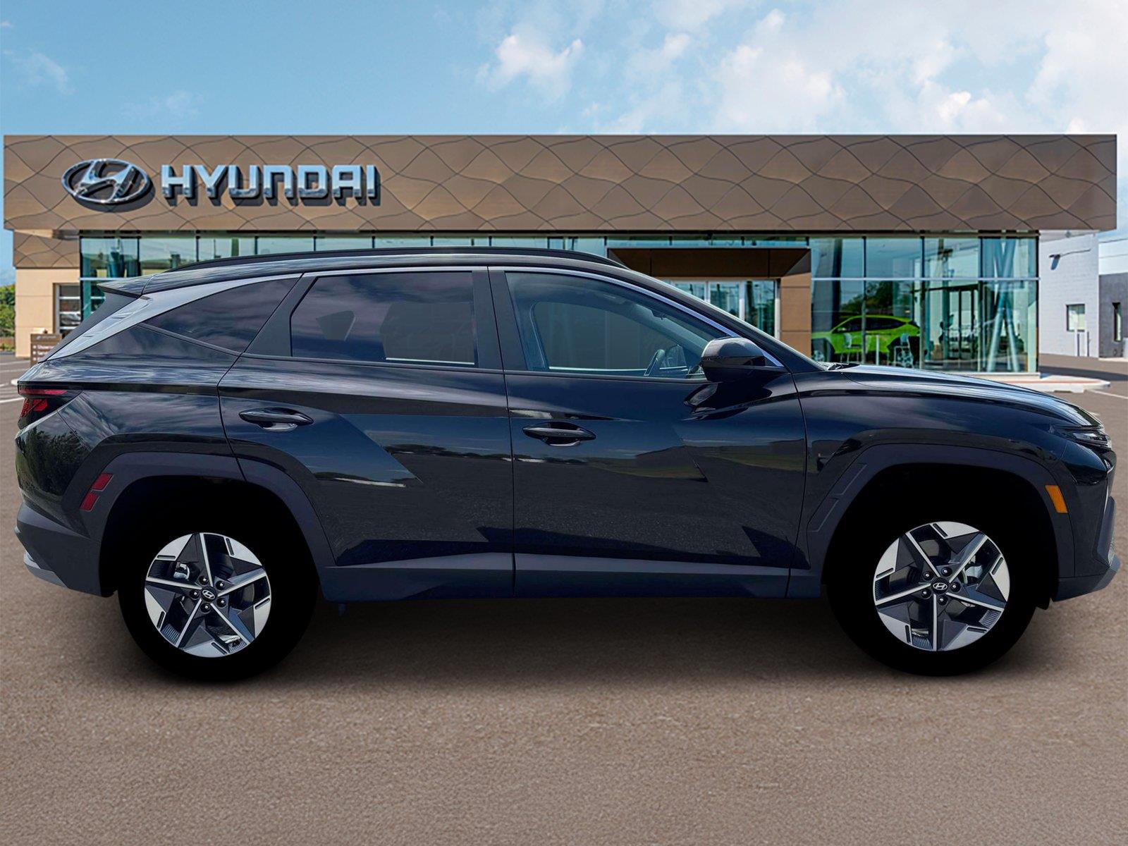 New 2026 Phantom Black Hyundai SEL image 9