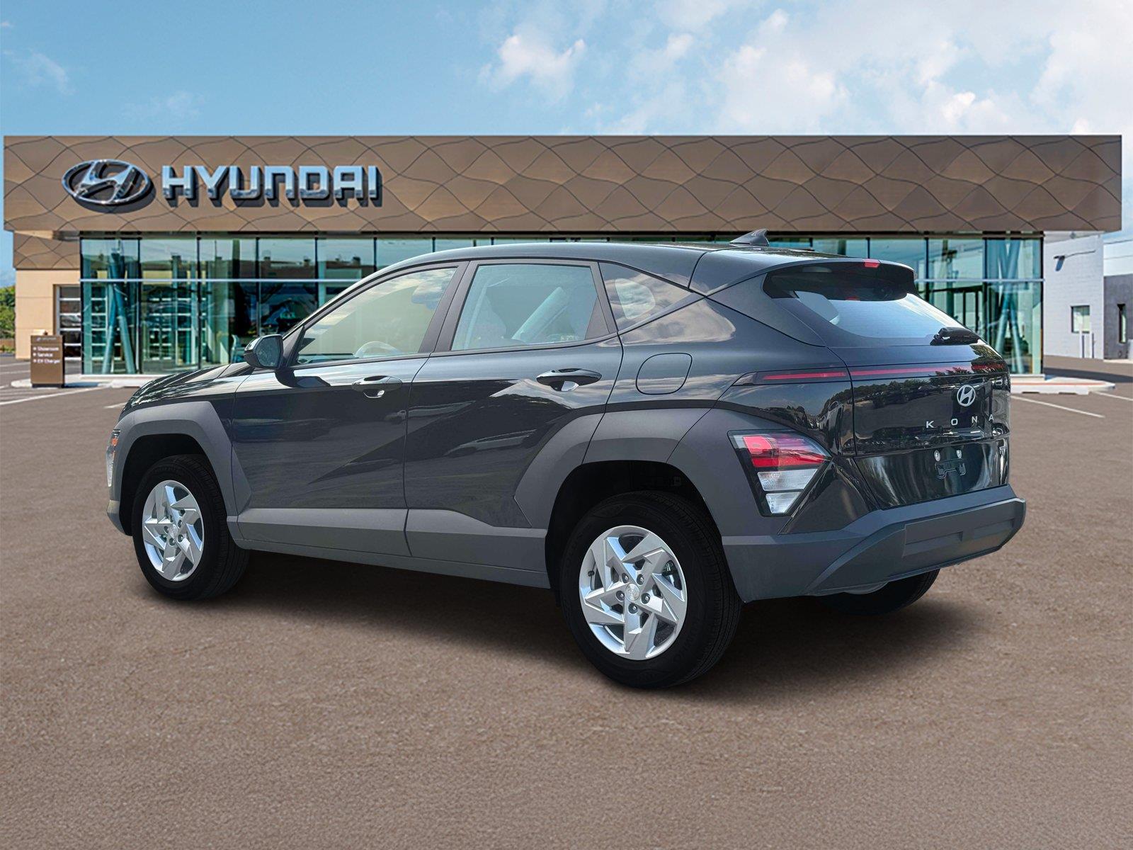 New 2027 Abyss Black Pearl Hyundai SE image 4