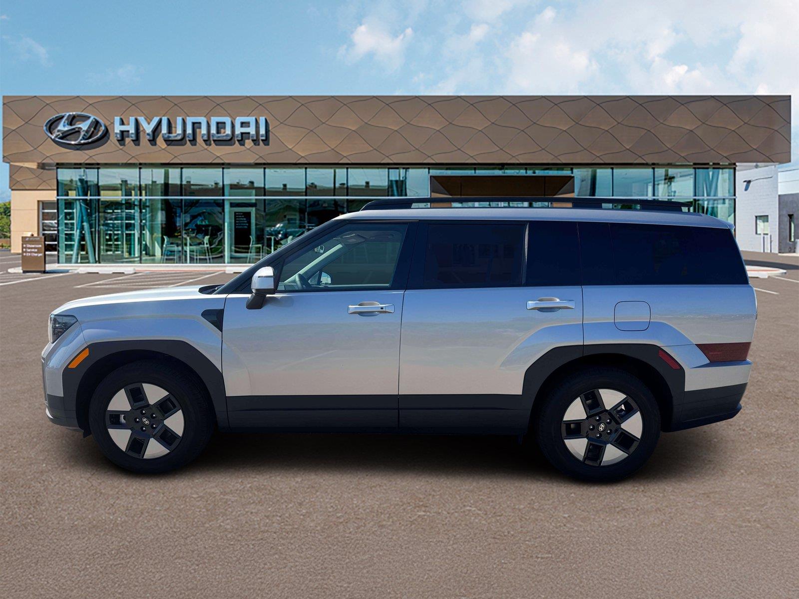 New 2027 Shimmering Silver Hyundai SEL image 3
