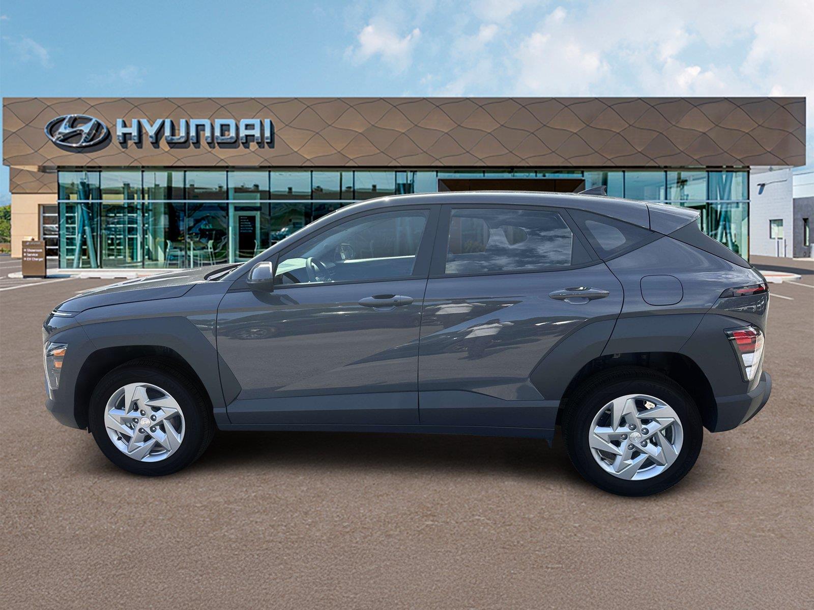 New 2027 Ecotronic Gray Pearl Hyundai SE image 3