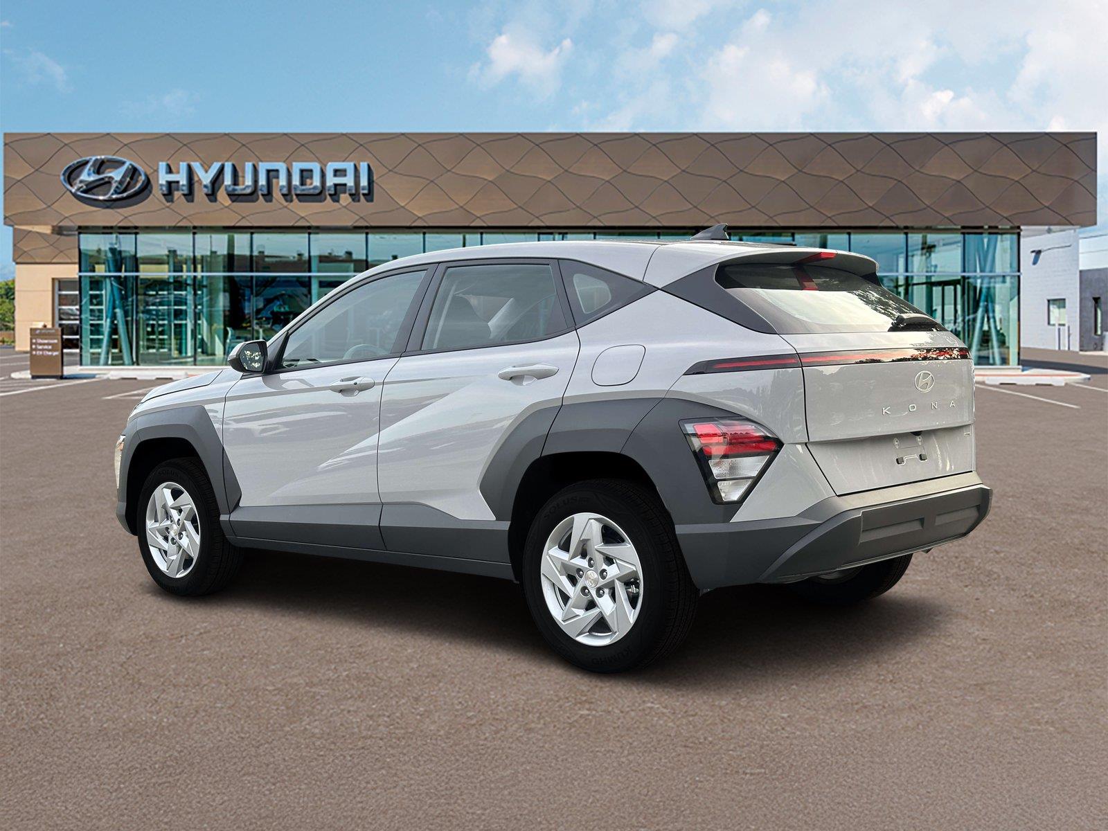 New 2027 Cyber Gray Metallic Hyundai SE image 4