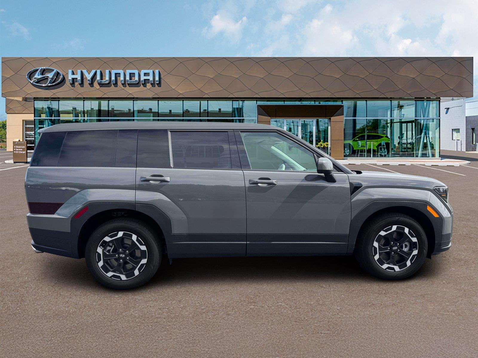 New 2027 Hampton Gray Hyundai SE image 9