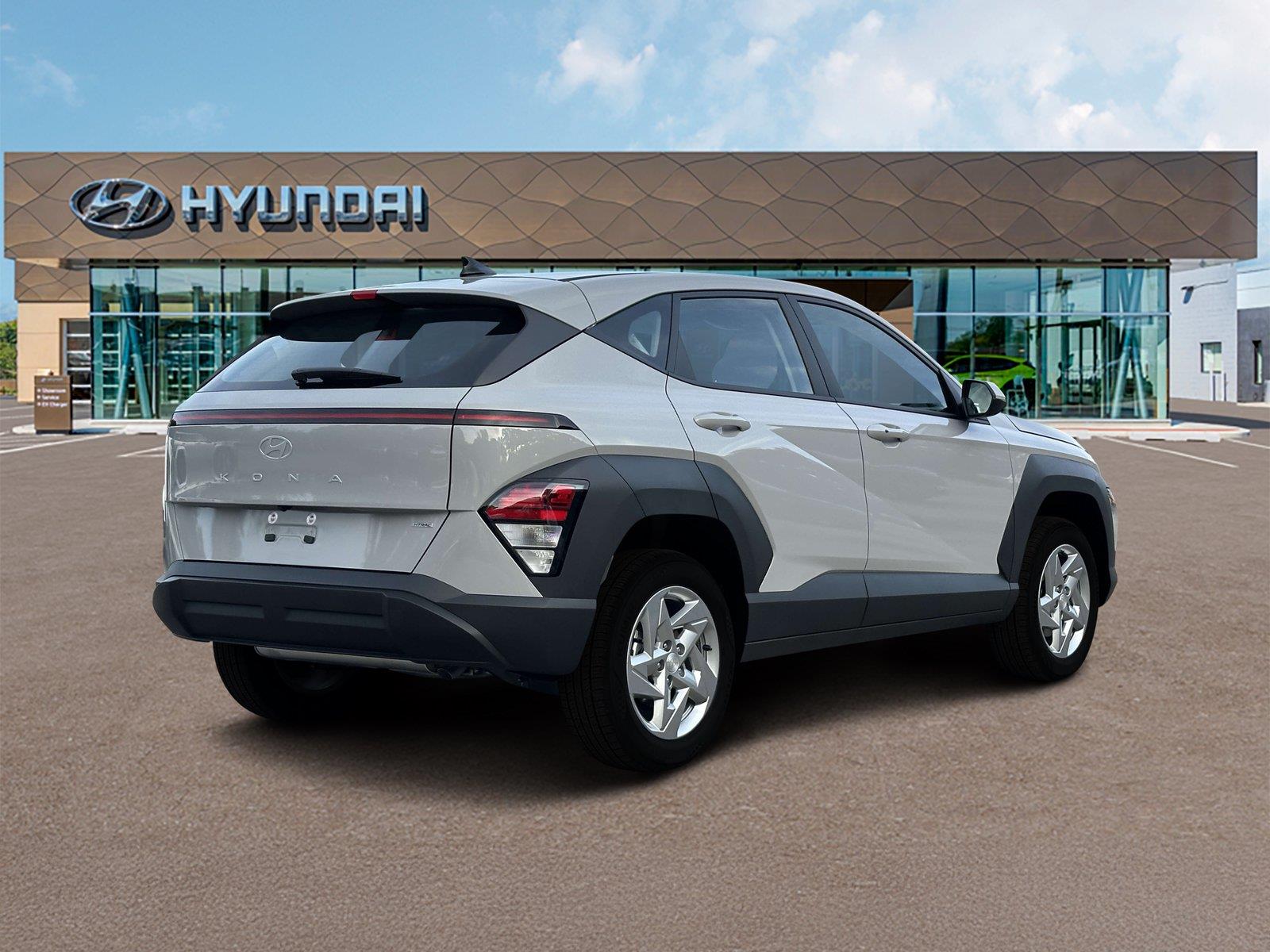 New 2027 Cyber Gray Metallic Hyundai SE image 7
