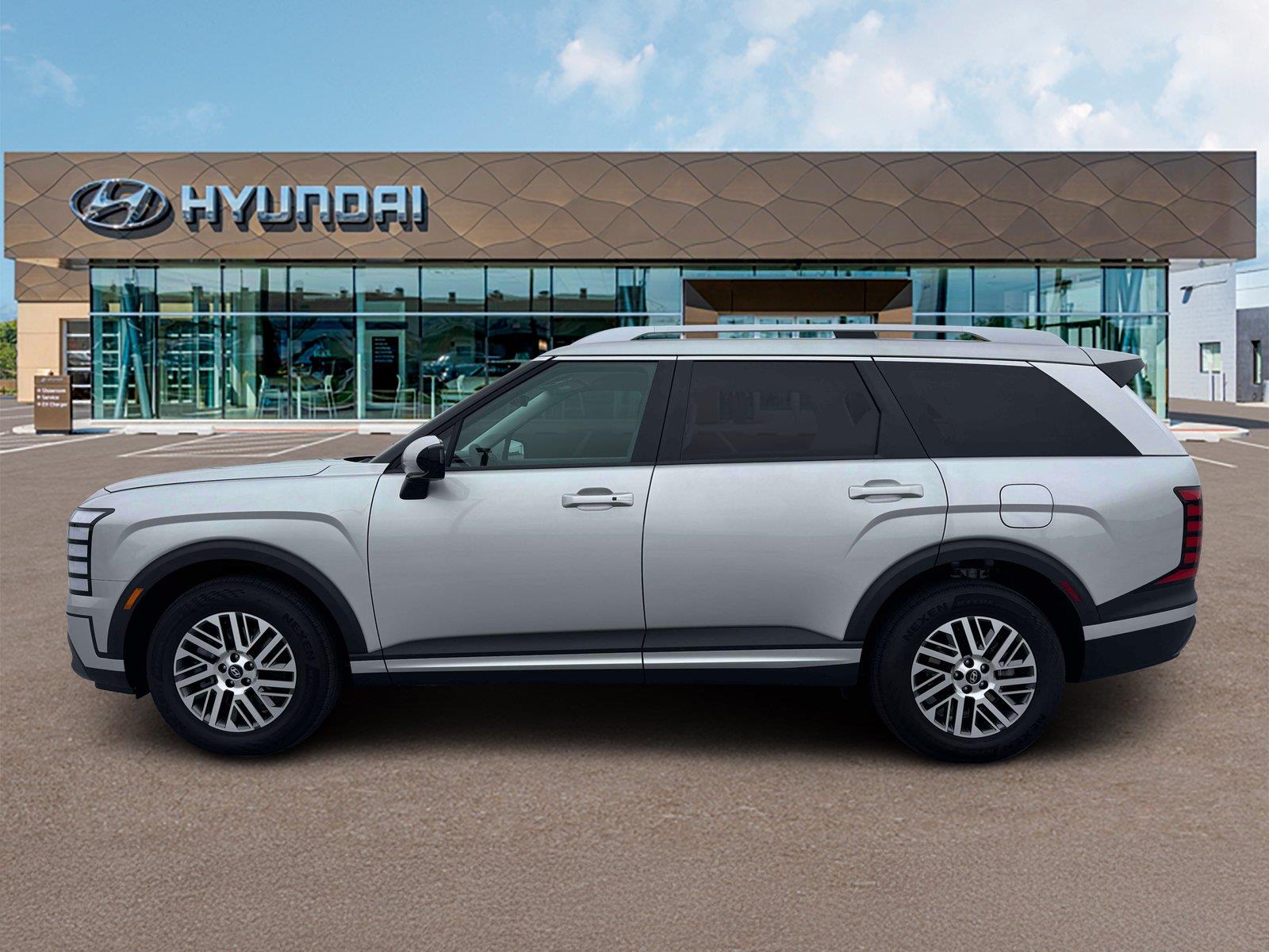 New 2027 Shimmering Silver Hyundai SEL 8P image 3
