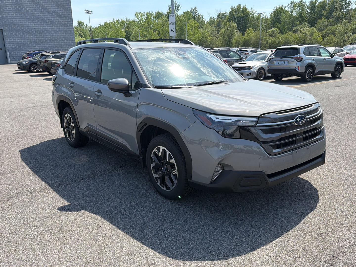 Certified Used 2025 River Rock Pearl Subaru Premium image 2