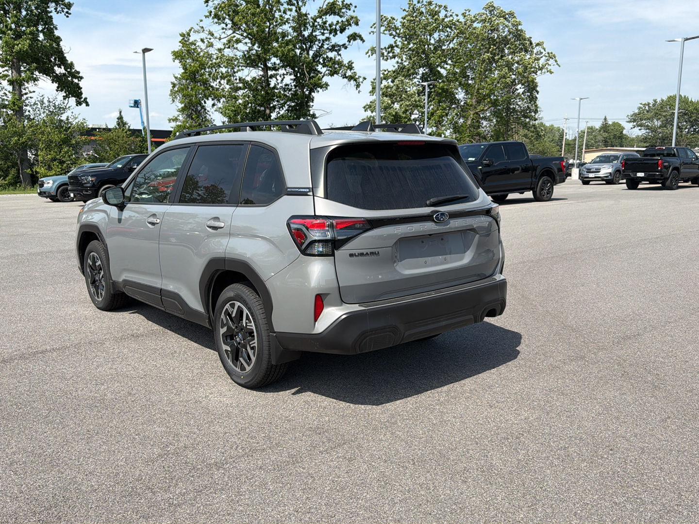 Certified Used 2025 River Rock Pearl Subaru Premium image 6