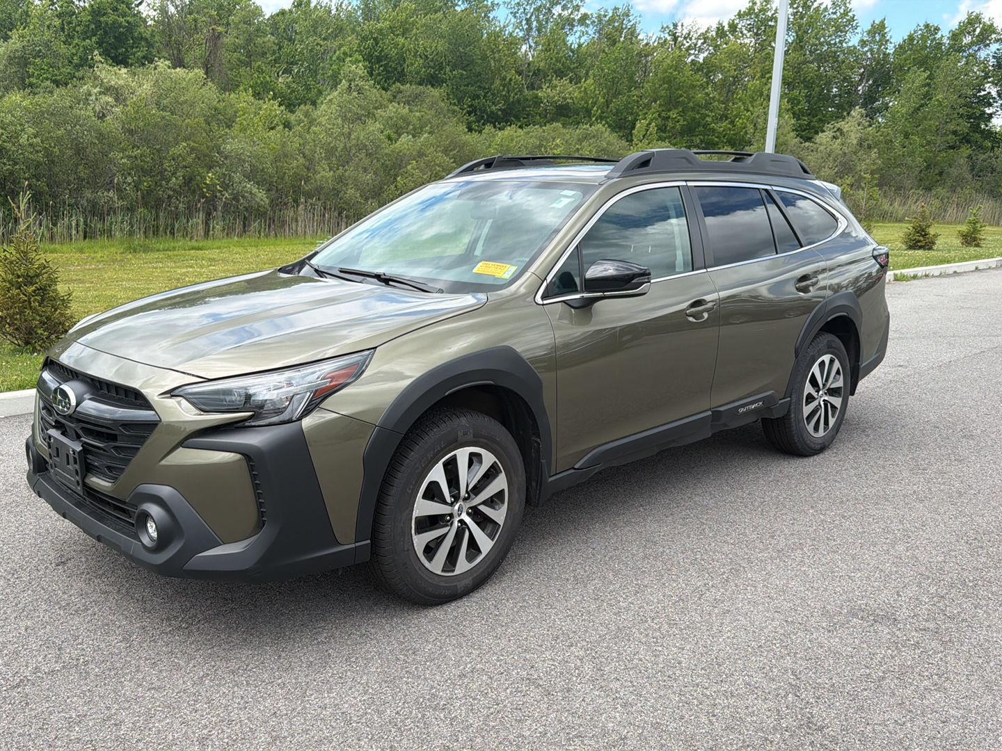 Used 2024 Autumn Green Metallic Subaru Premium image 8