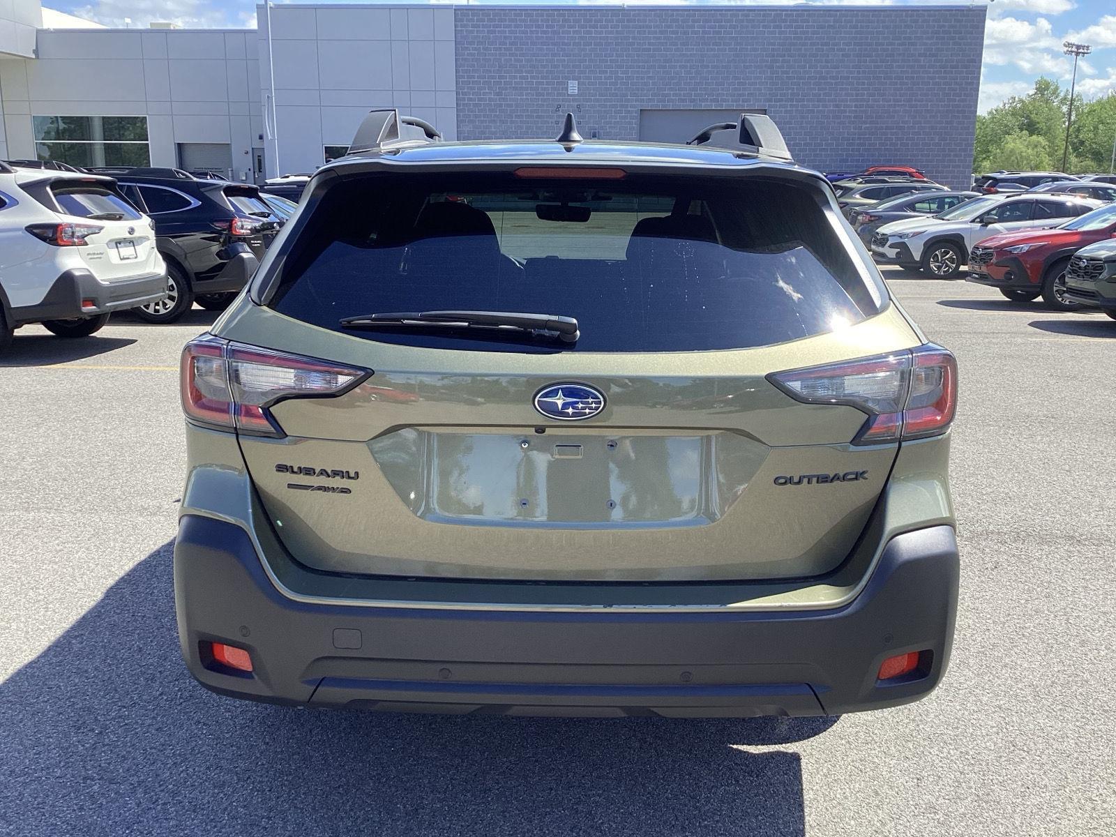 Used 2025 Autumn Green Metallic Subaru Onyx Edition image 6