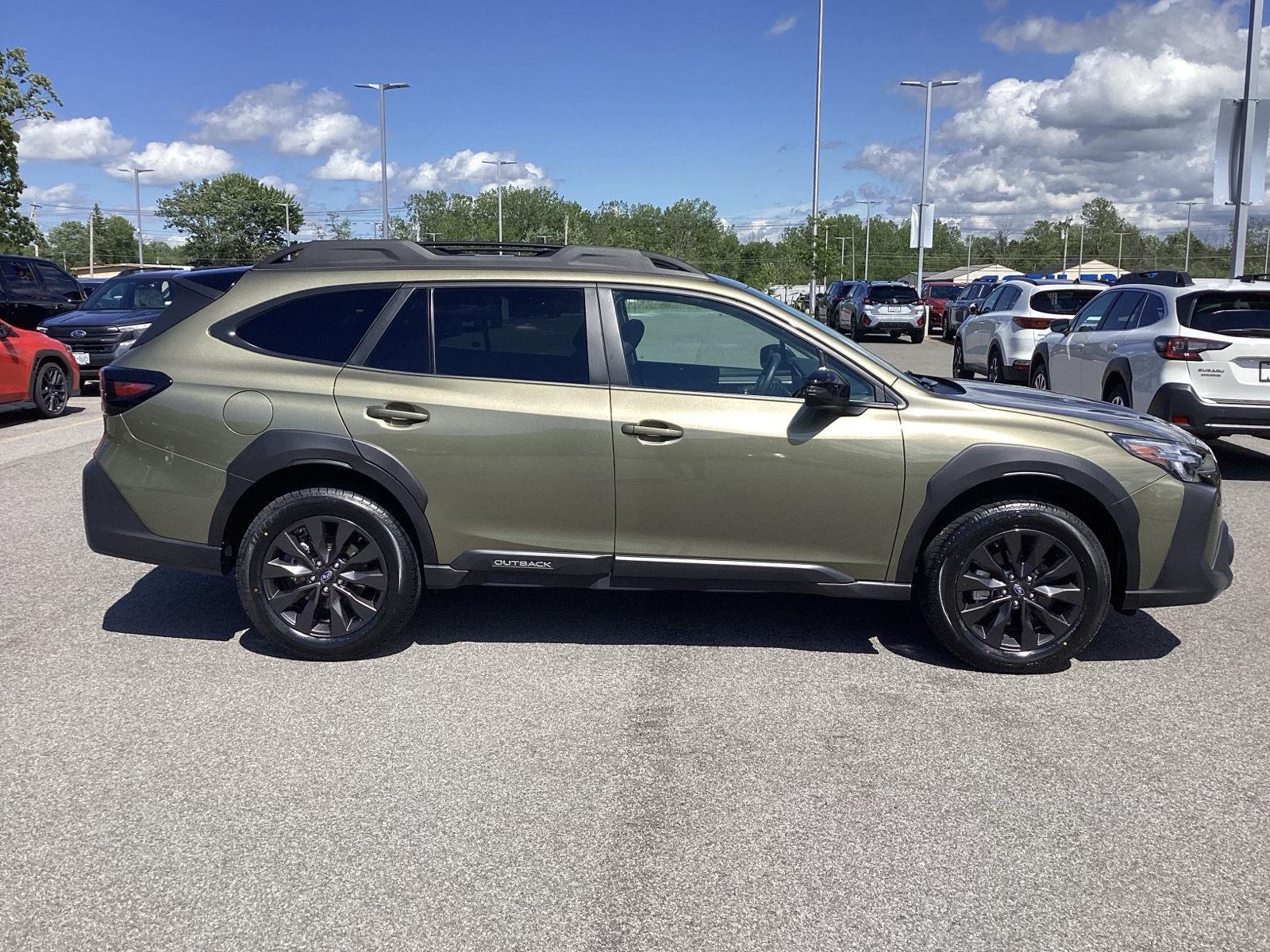 Used 2025 Autumn Green Metallic Subaru Onyx Edition image 10