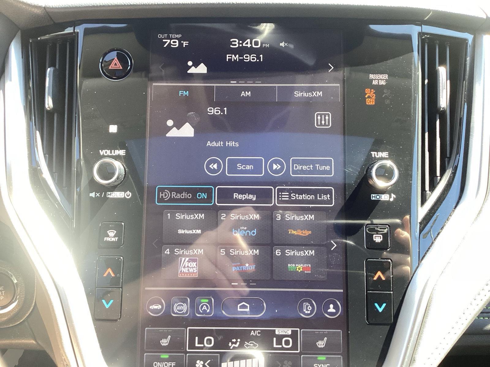 Used 2025 Autumn Green Metallic Subaru Onyx Edition image 21