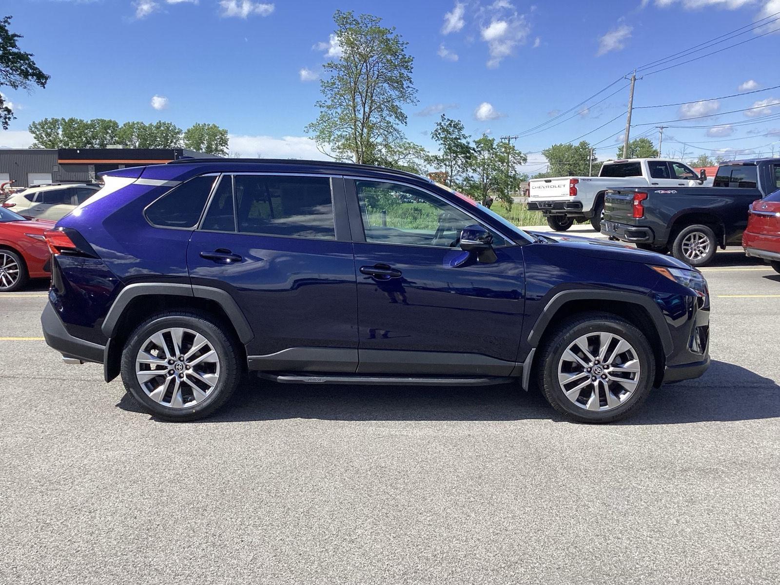 Used 2023 Blueprint Toyota XLE Premium image 10