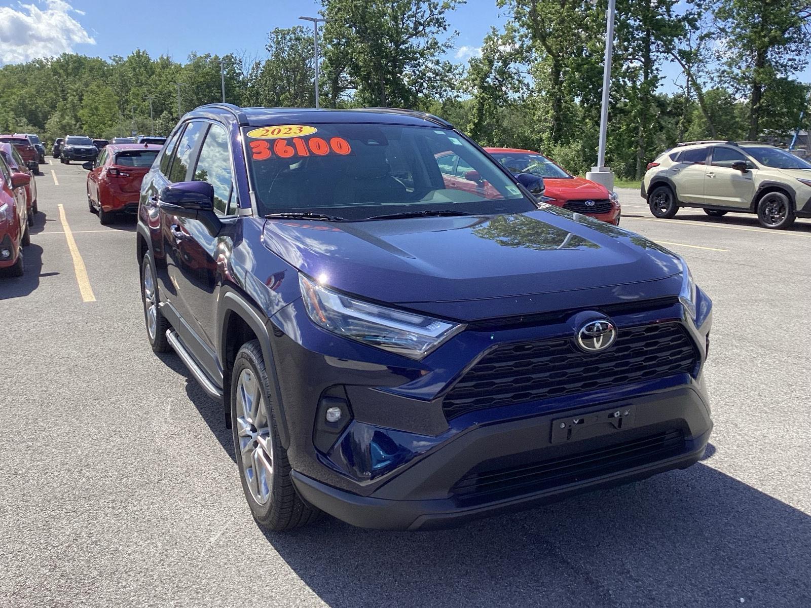 Used 2023 Blueprint Toyota XLE Premium image 11