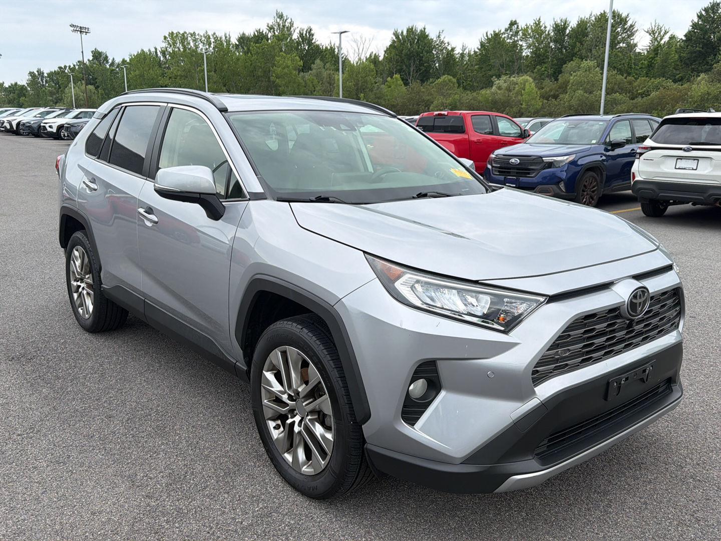 Used 2019 Silver Sky Metallic Toyota Limited image 3