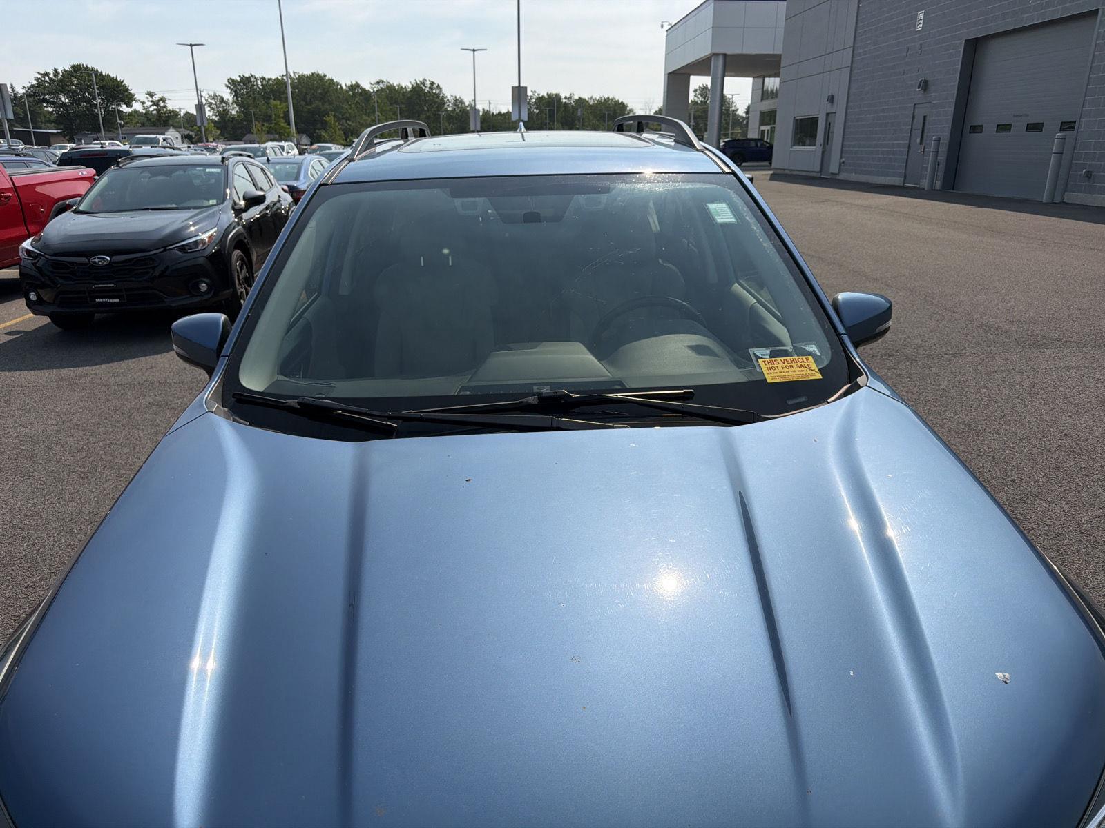 Used 2020 Horizon Blue Pearl Subaru Limited image 2
