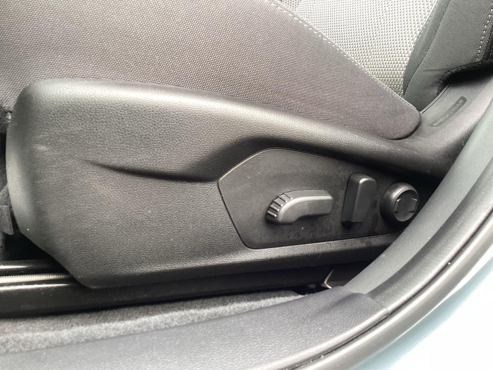 Used 2024 Offshore Blue Metallic Subaru Premium image 12
