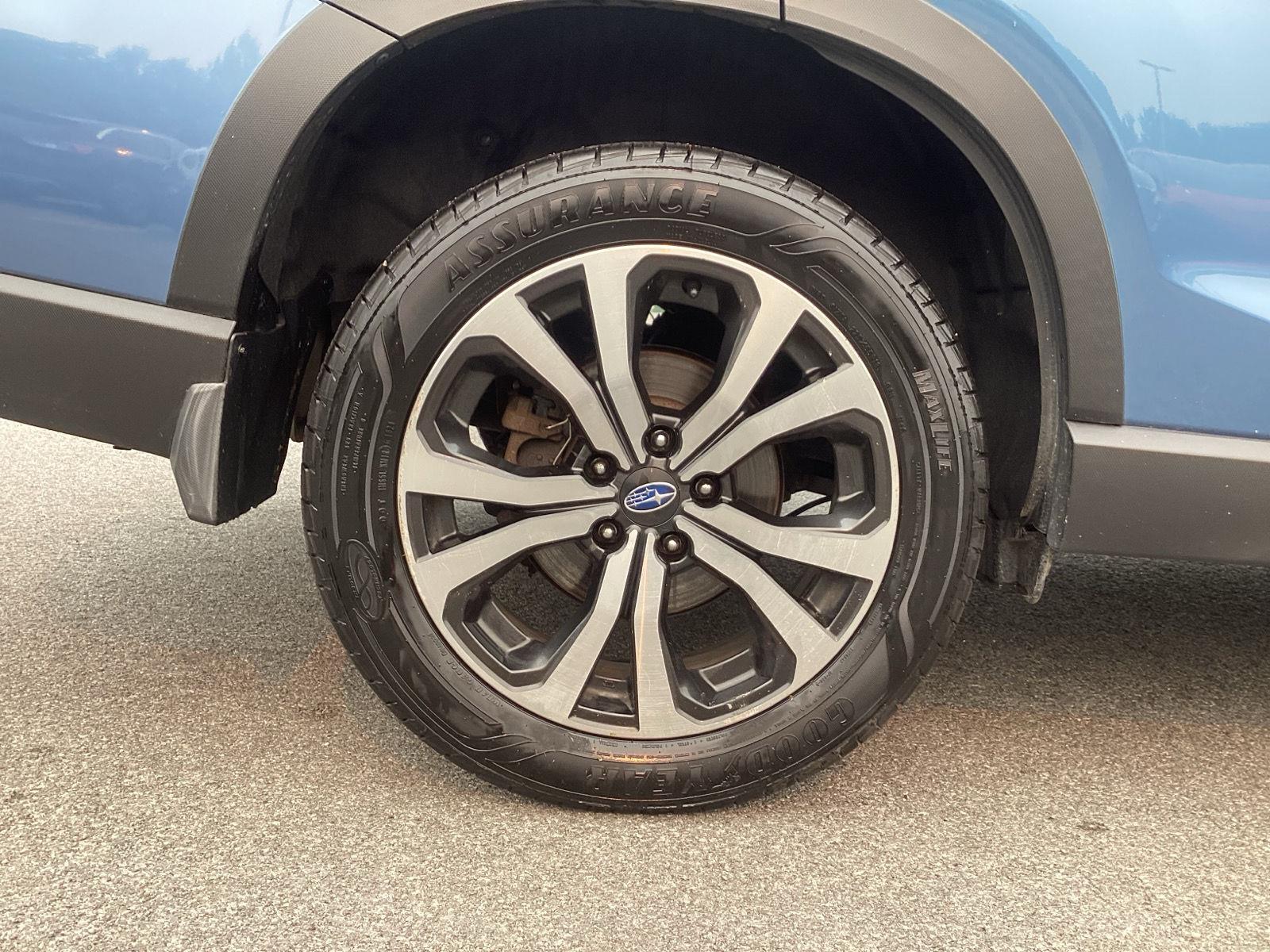 Used 2020 Horizon Blue Pearl Subaru Limited image 22