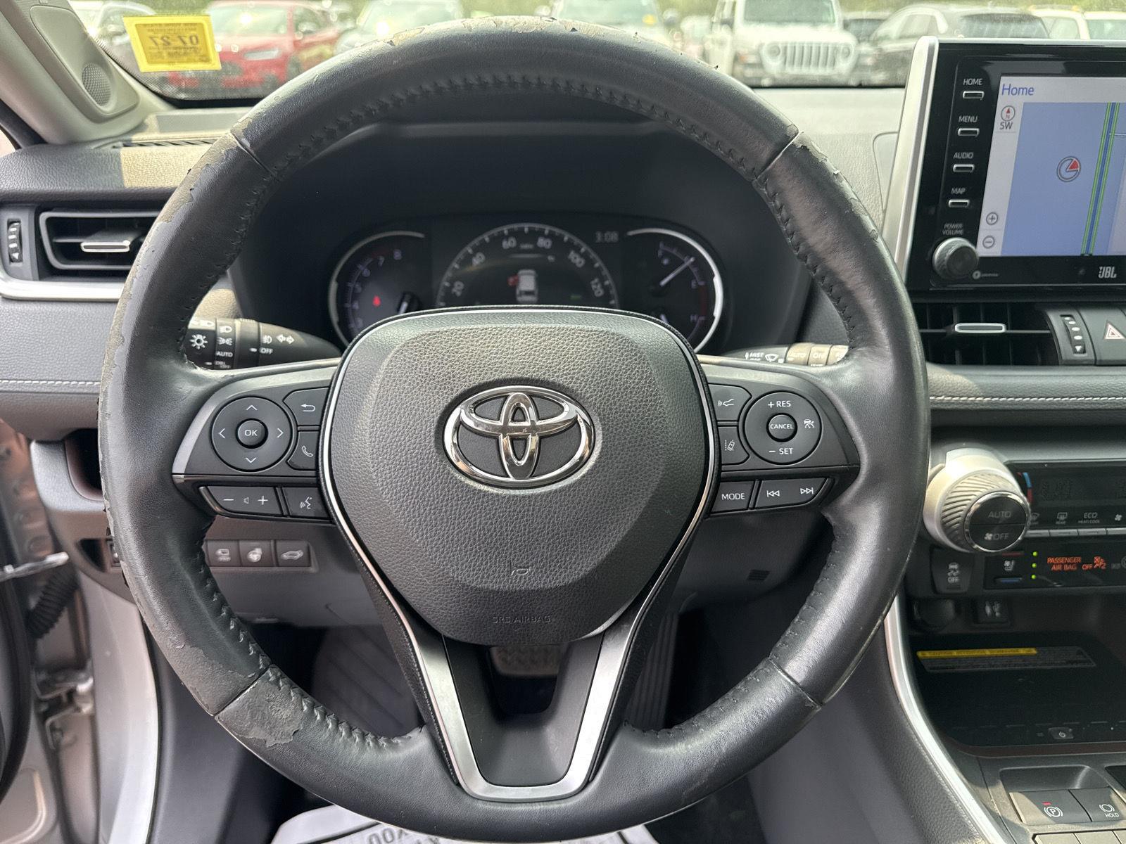 Used 2019 Silver Sky Metallic Toyota Limited image 27