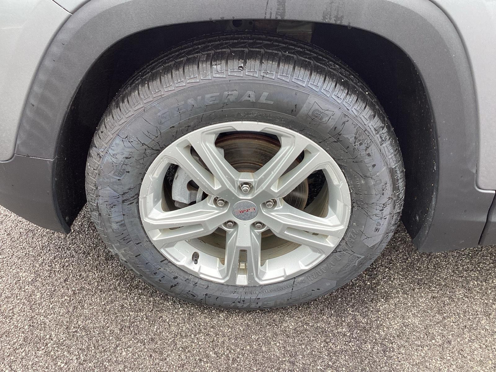 Used 2020 Satin Steel Metallic GMC SLE image 12