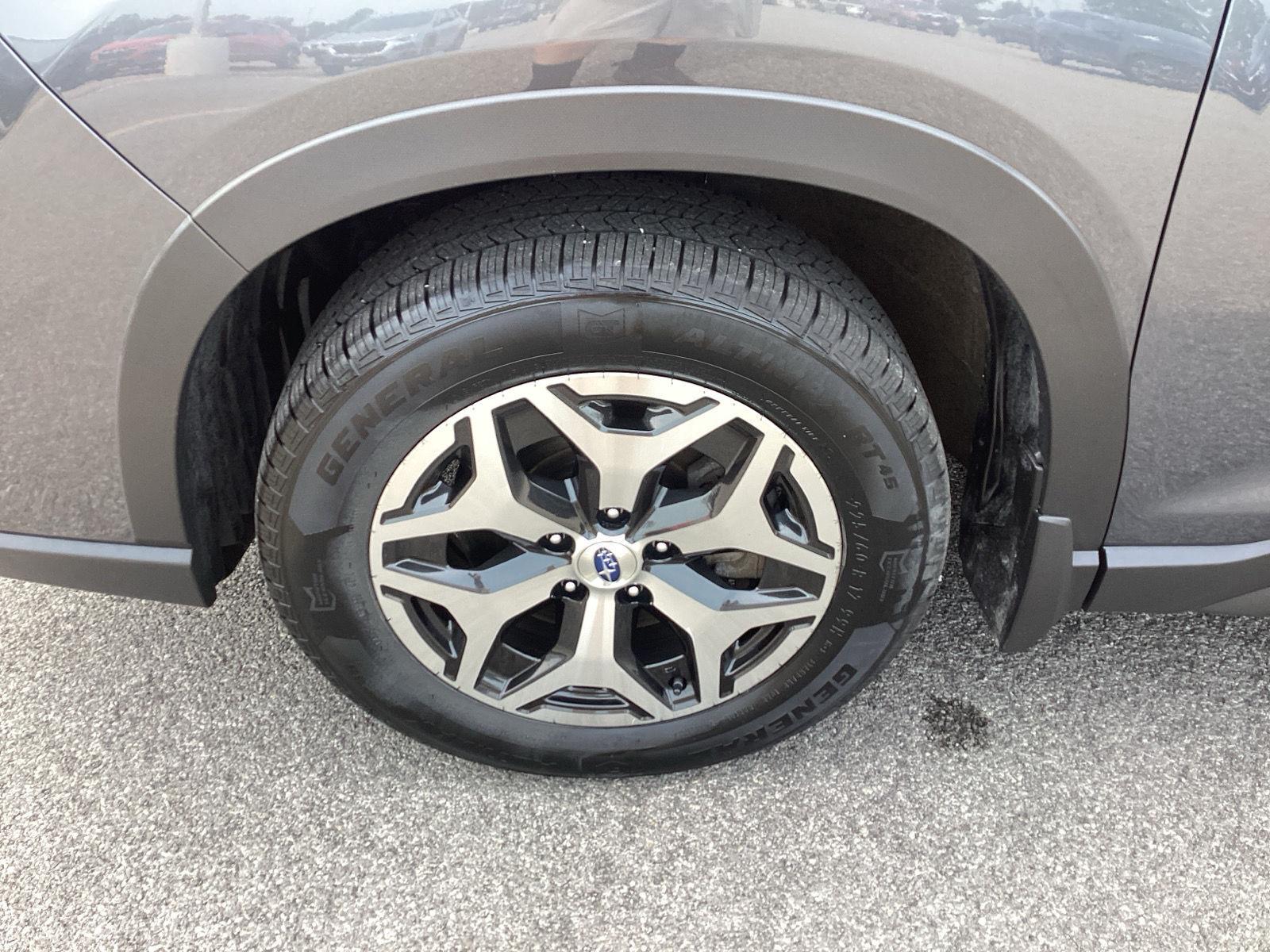 Certified Used 2022 Magnetite Gray Metallic Subaru Premium image 11