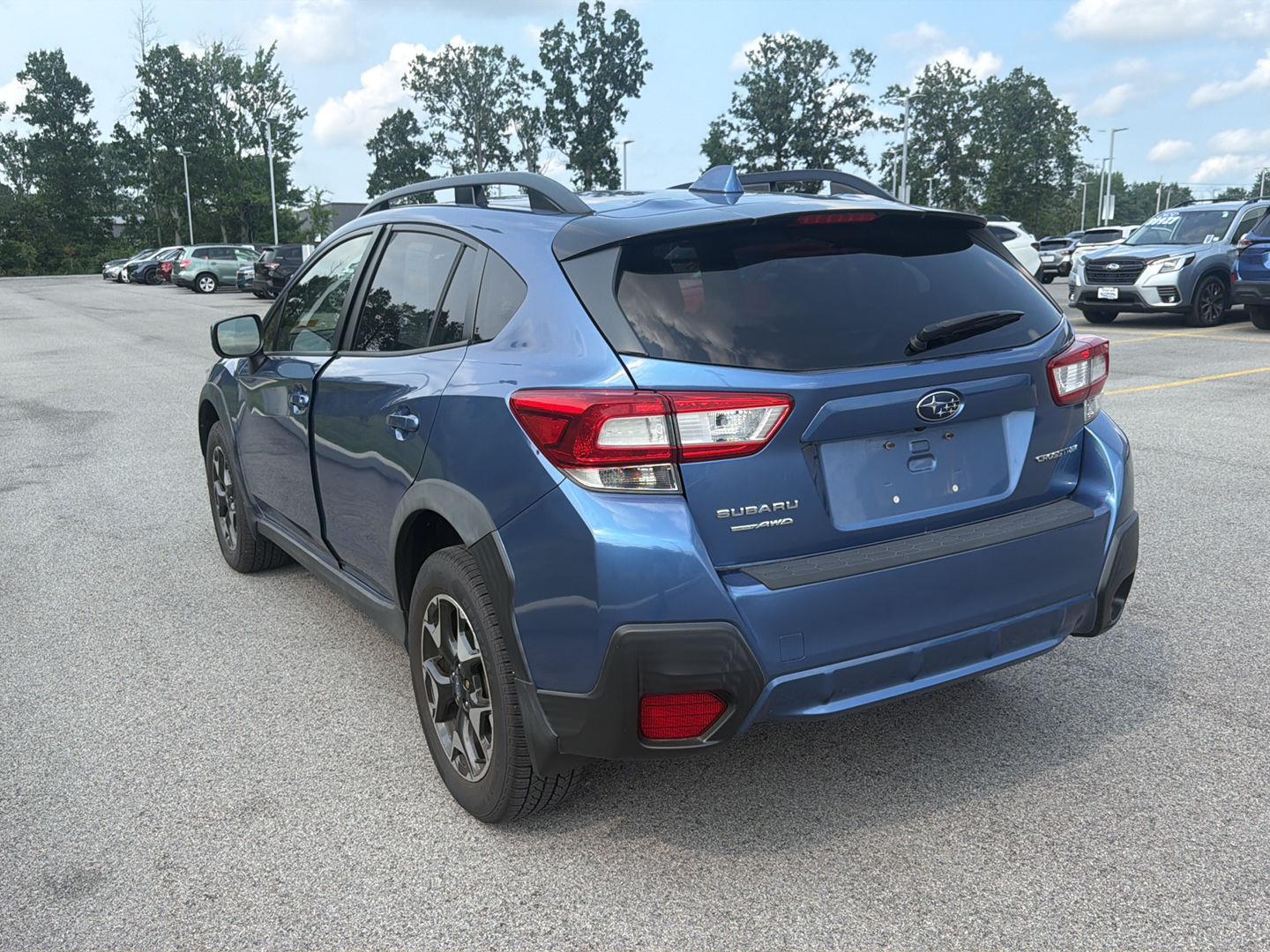 Used 2019 Quartz Blue Pearl Subaru Premium image 6