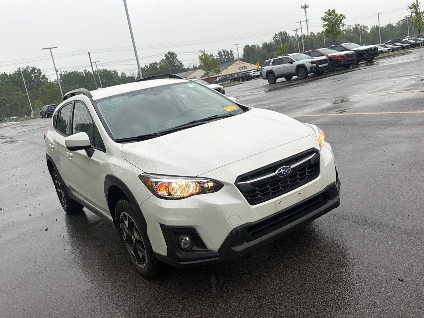 Used 2018 Crystal White Pearl Subaru Premium image 2