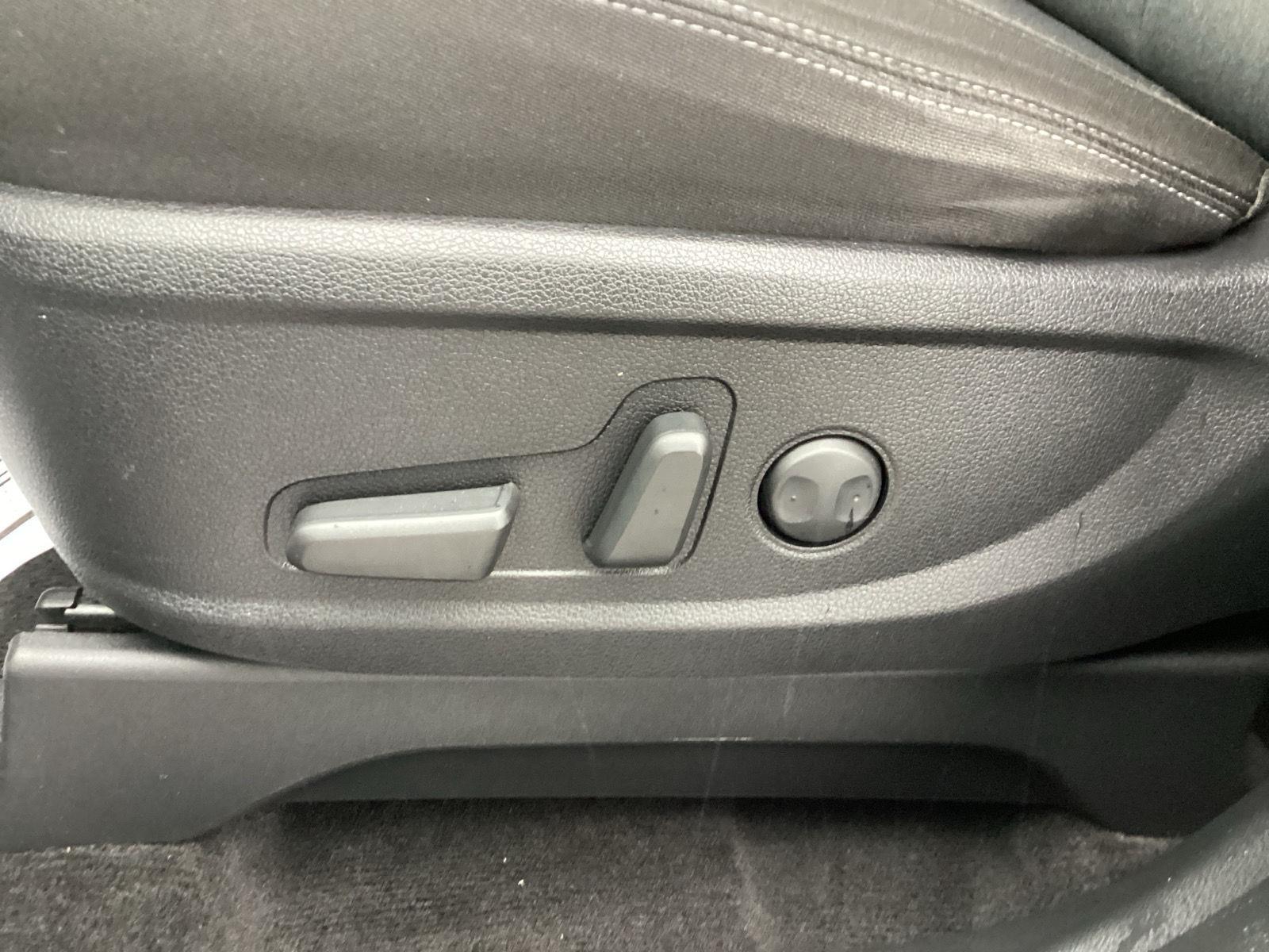 Used 2022 Steel Graphite Hyundai SEL image 18