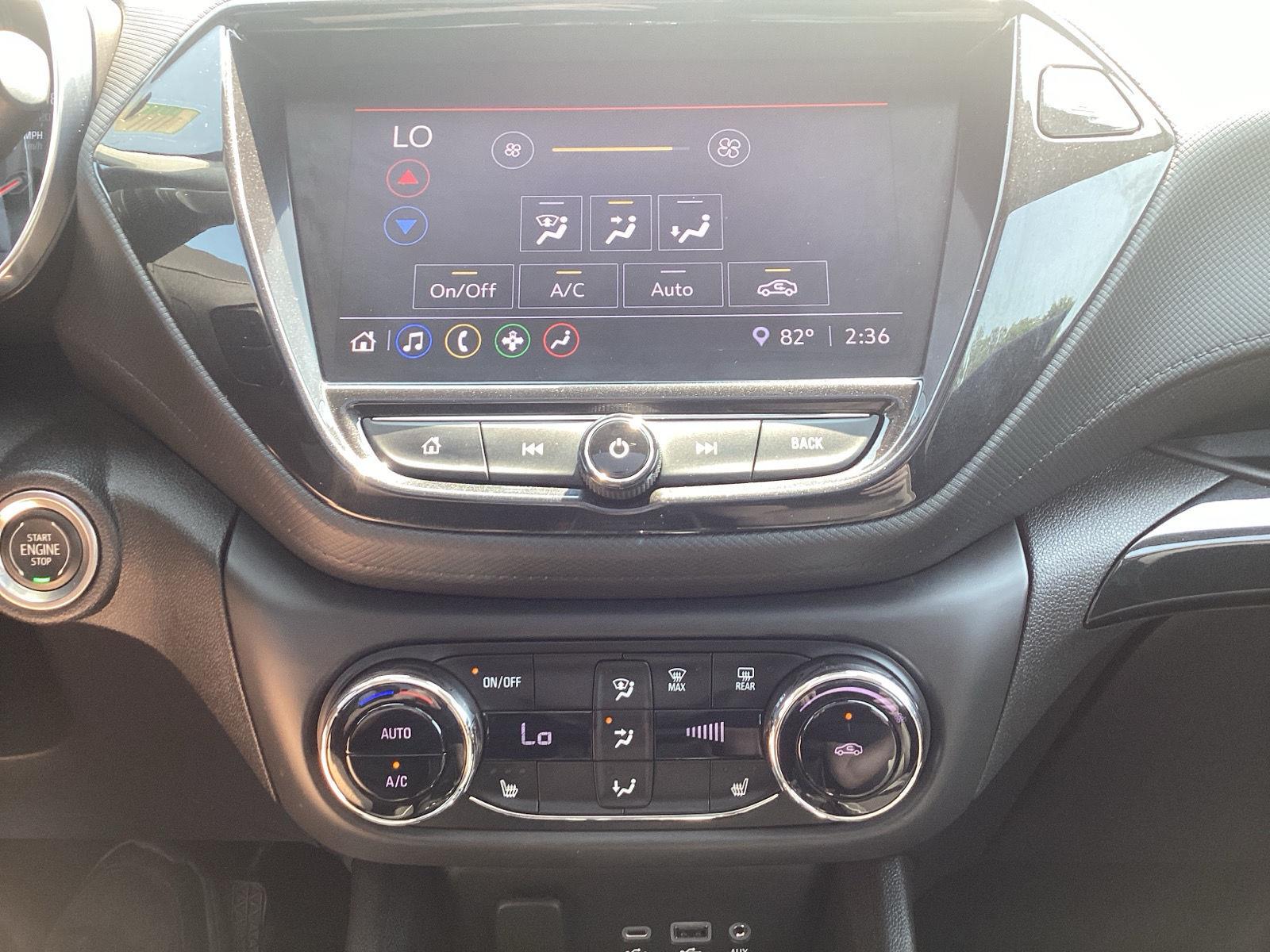 Used 2022 Mosaic Black Metallic Chevrolet LT image 25