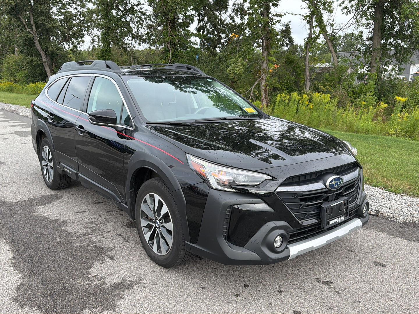 Used 2024 Crystal Black Silica Subaru Limited image 2