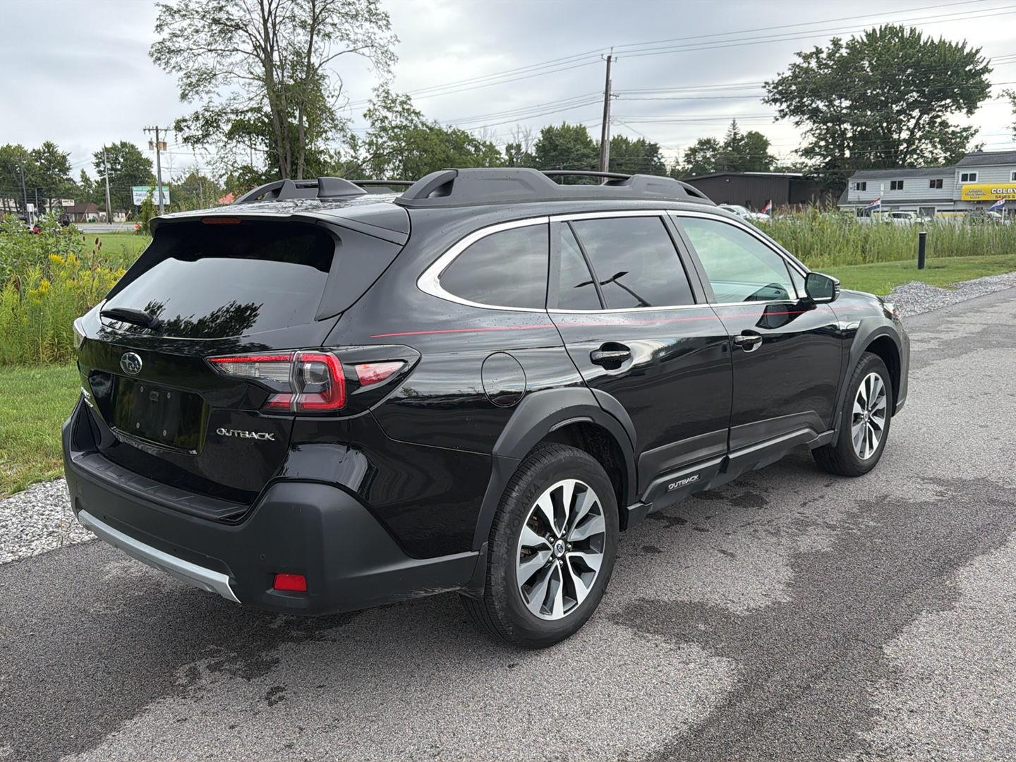 Used 2024 Crystal Black Silica Subaru Limited image 4