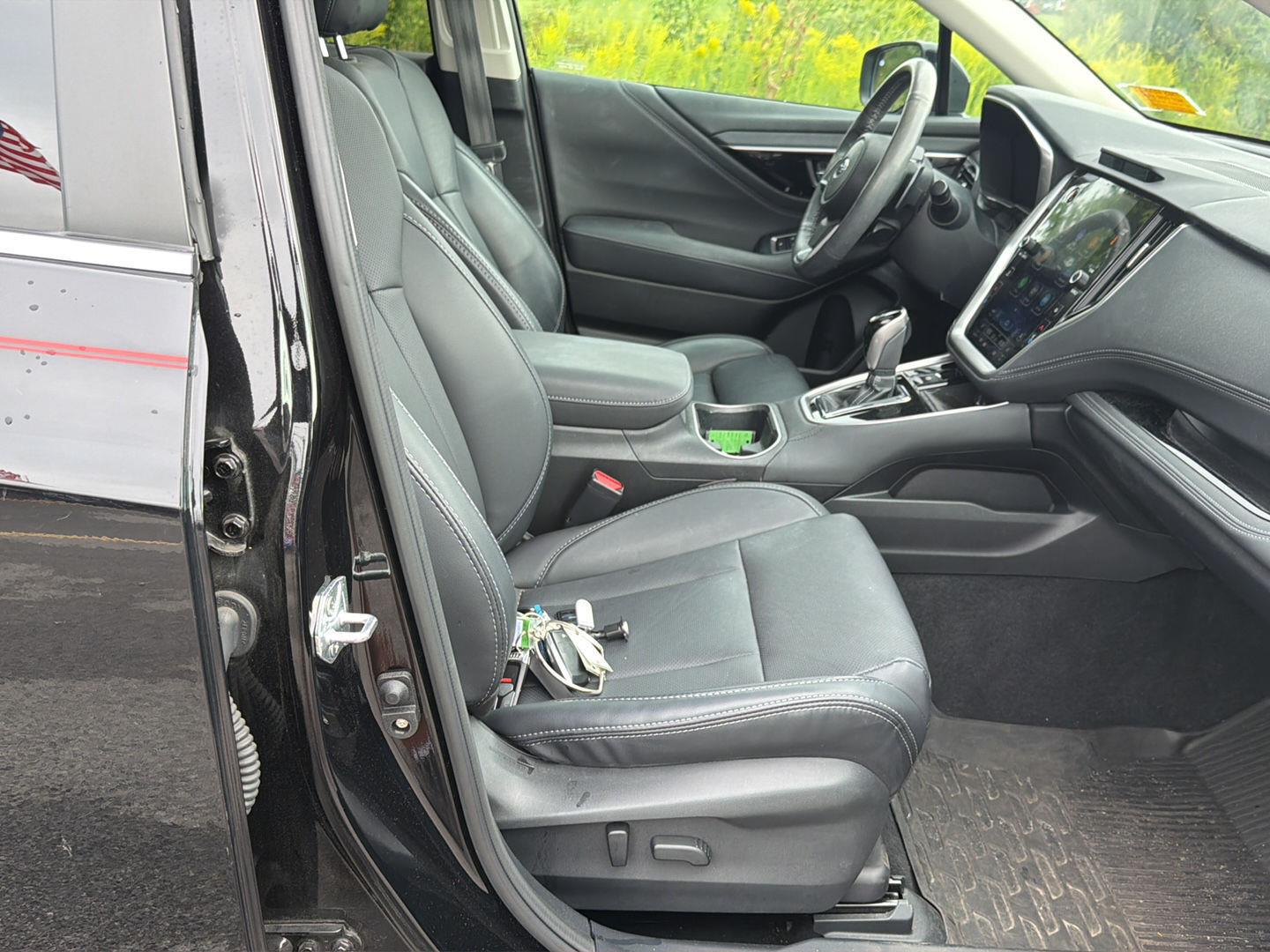 Used 2024 Crystal Black Silica Subaru Limited image 17