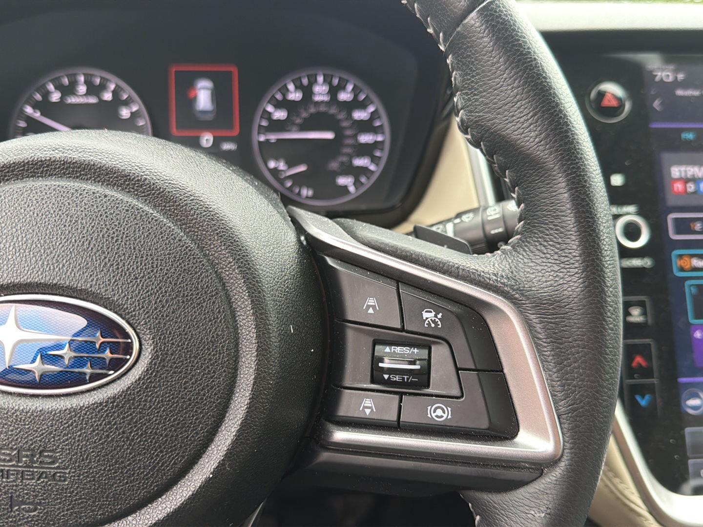 Used 2022 Autumn Green Metallic Subaru Premium image 12
