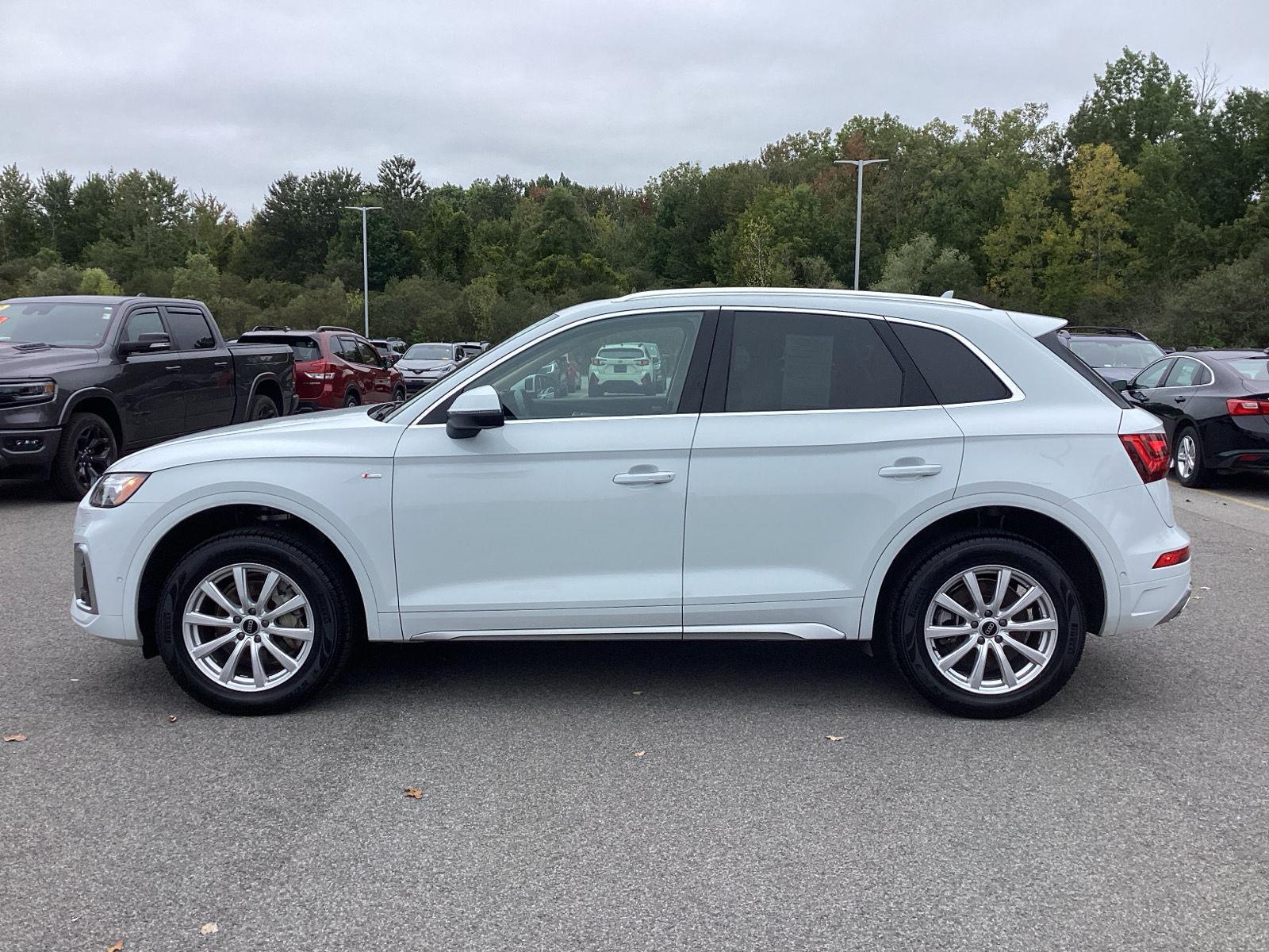 Used 2024 Glacier White Metallic Audi S line Prestige image 4