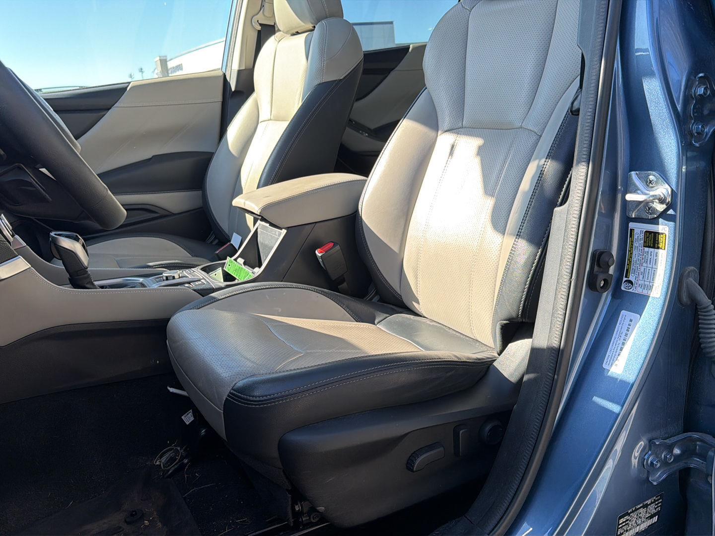 Used 2023 Horizon Blue Pearl Subaru Limited image 18