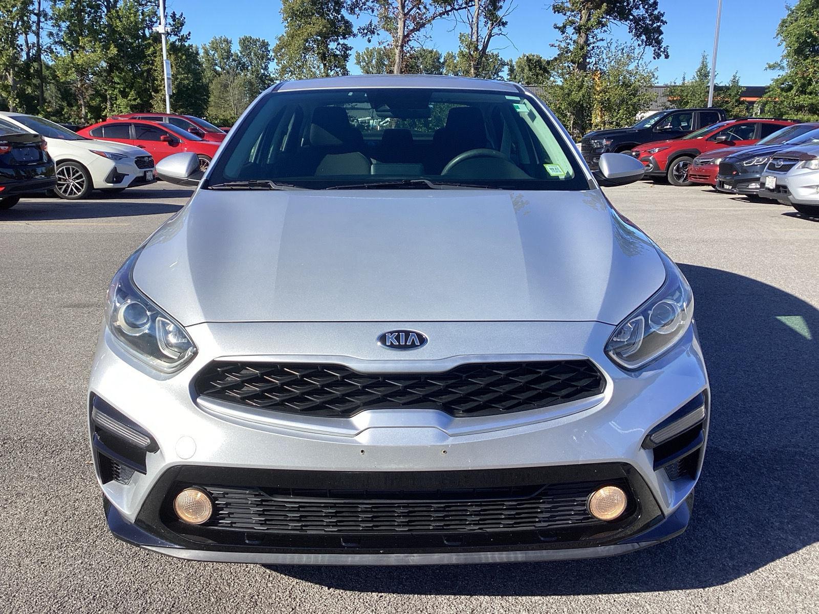 Used 2020 Silky Silver Kia LXS image 2