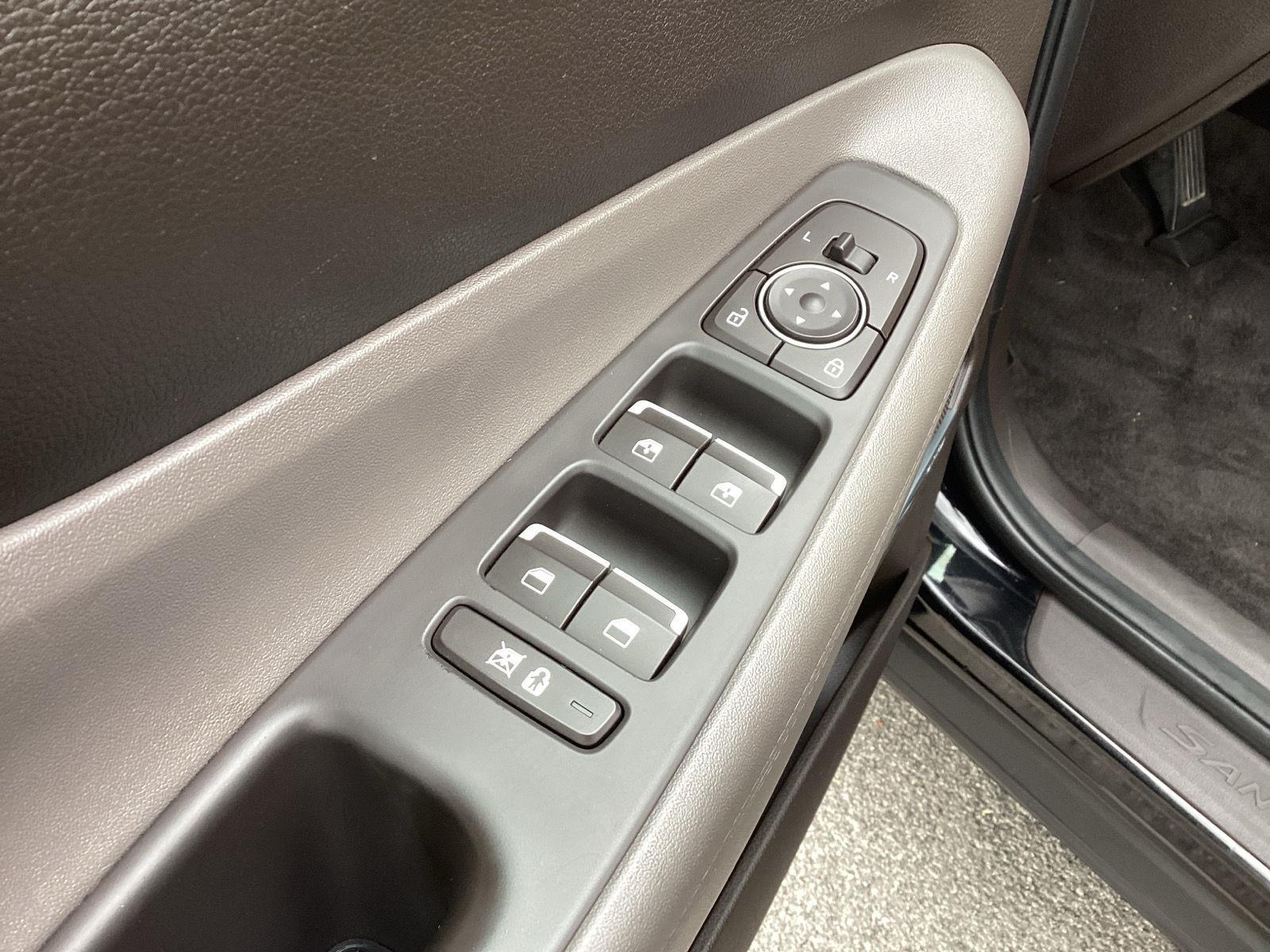 Used 2020 Twilight Black Hyundai SEL image 17