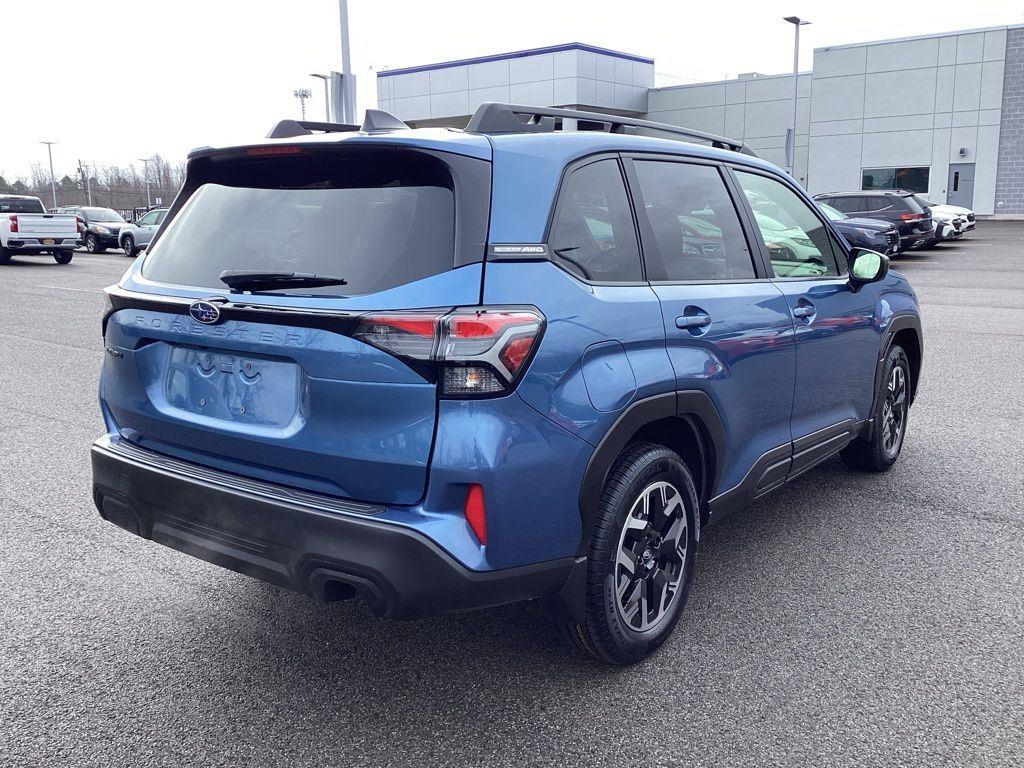 Certified Used 2025 Horizon Blue Subaru Premium image 9