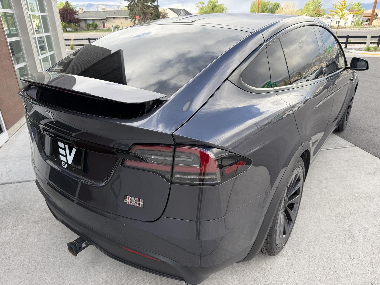 2022 Tesla Model X Plaid - Photo 8