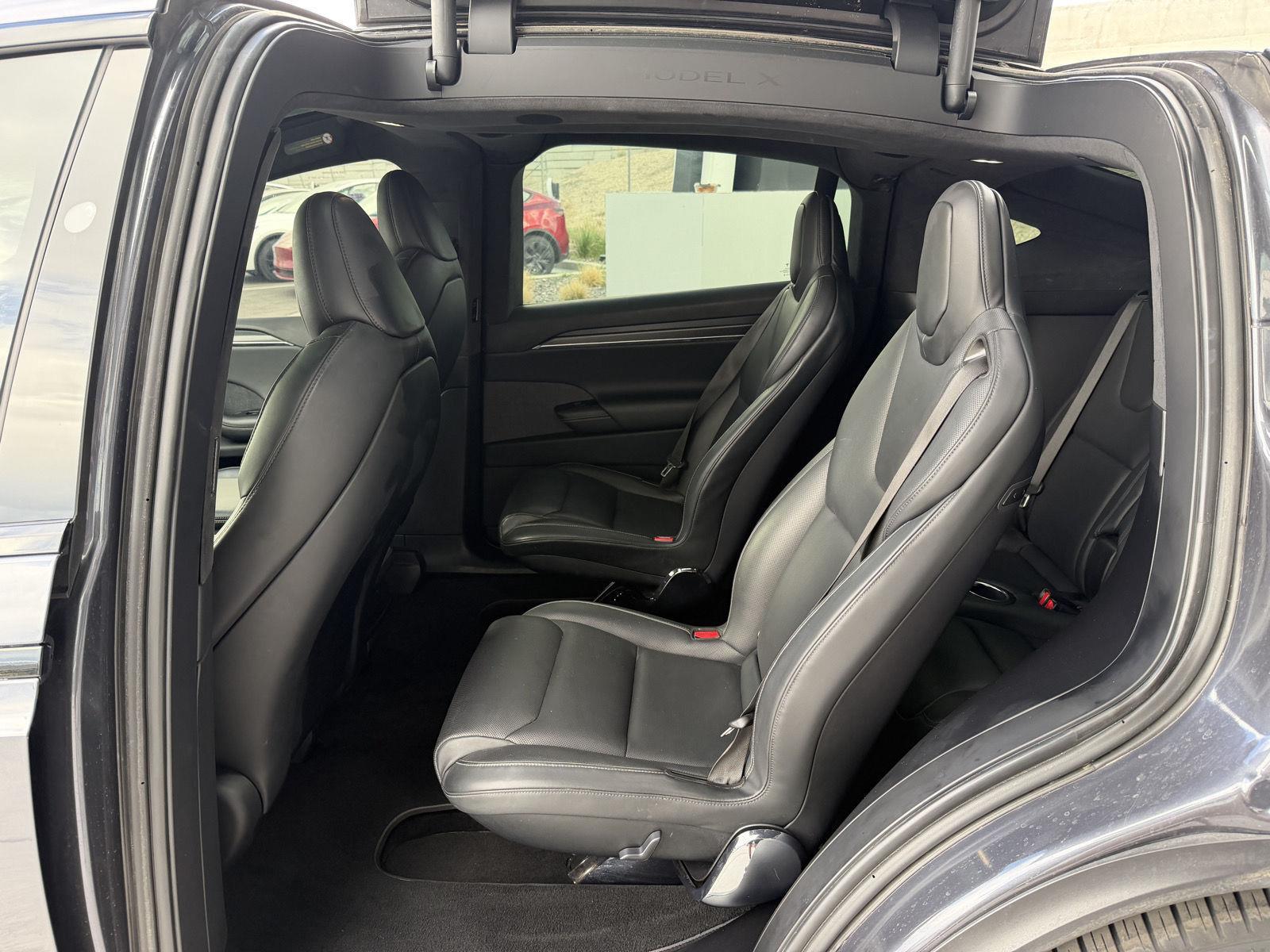 2022 Tesla Model X Plaid - Photo 15