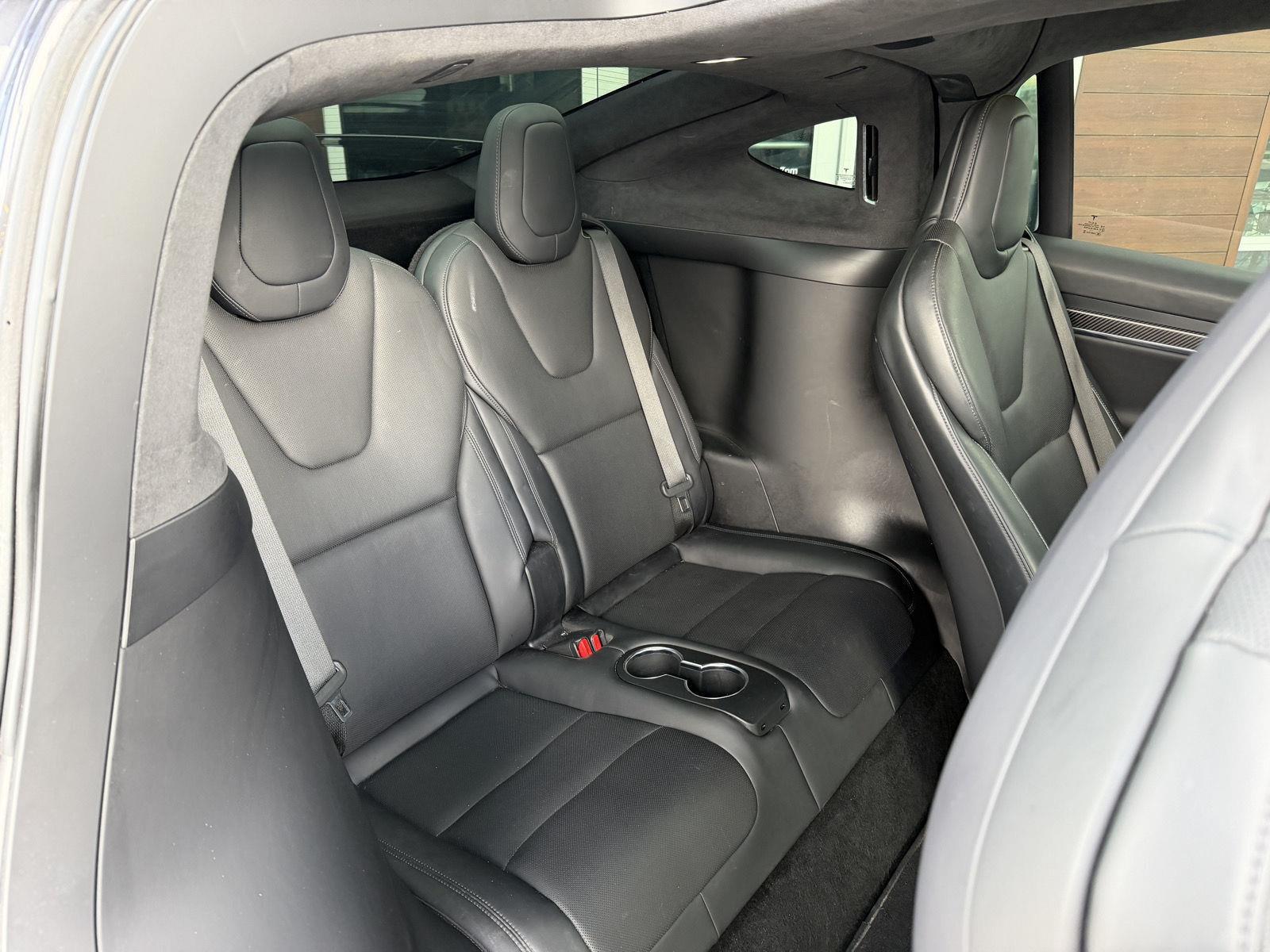 2022 Tesla Model X Plaid - Photo 23