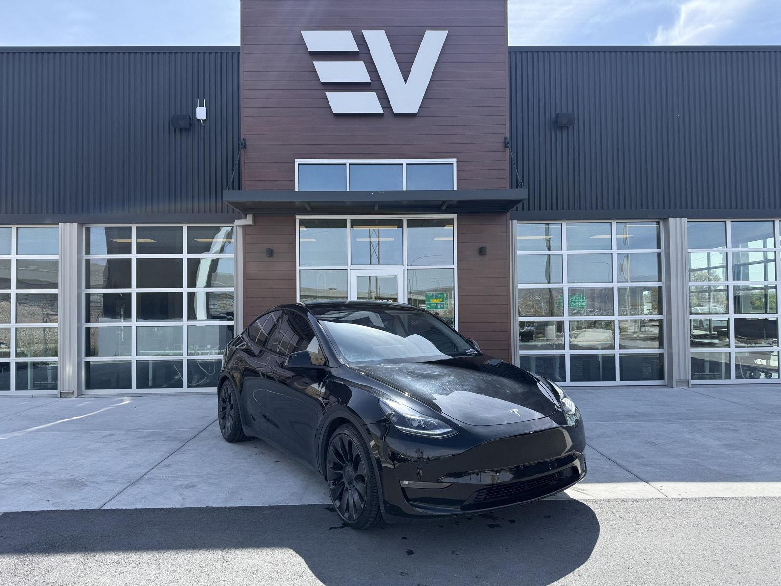 2023 Tesla Model Y Performance Dual Motor All-Wheel Drive's photo